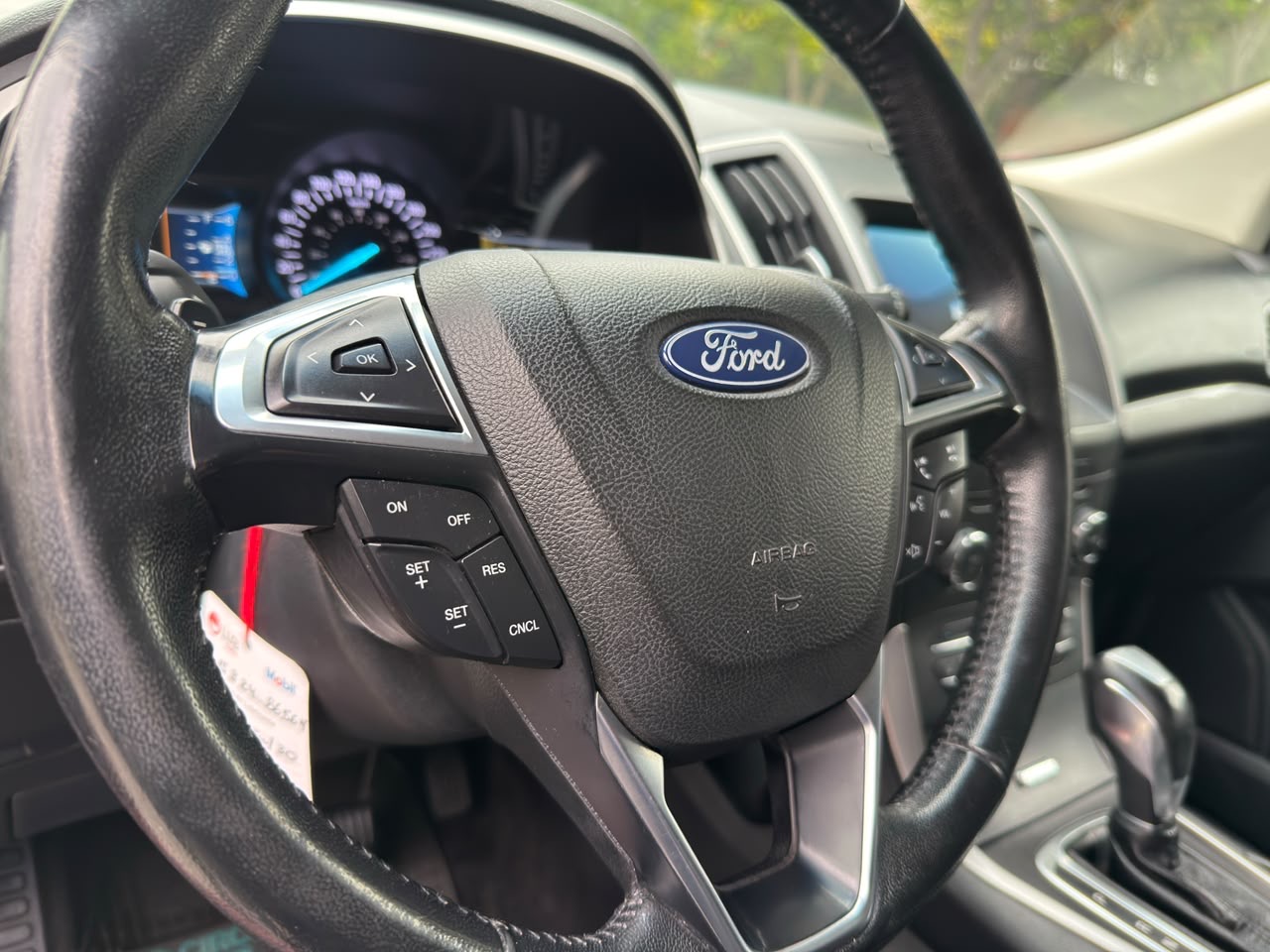 Ford Edge — foto 19 de 20