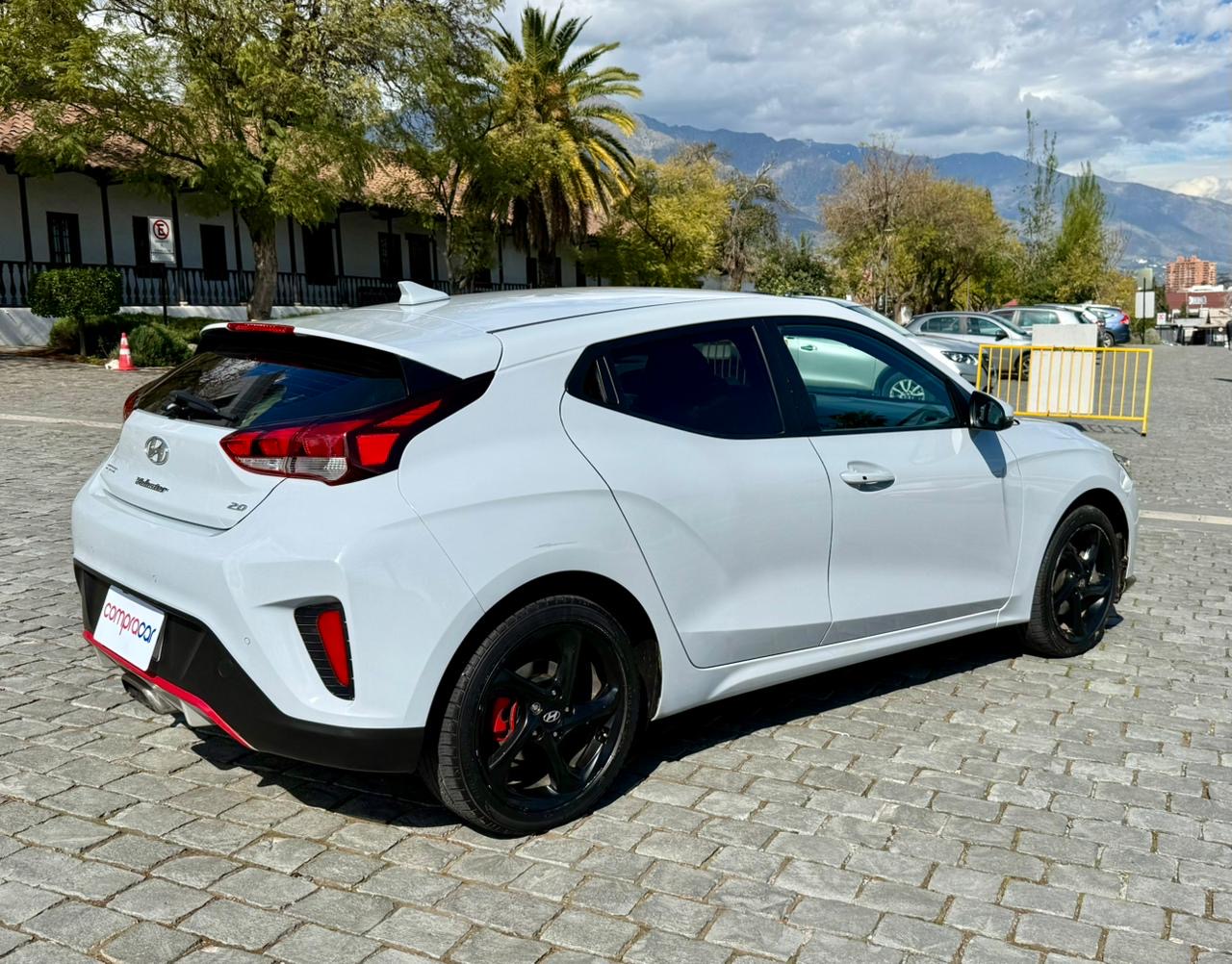 Hyundai Veloster — foto 3 de 13