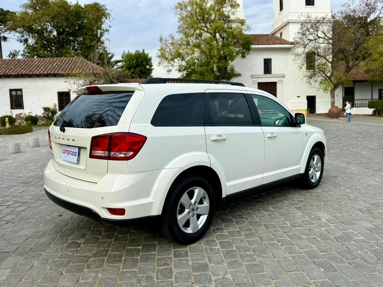 Dodge Journey — foto 3 de 21