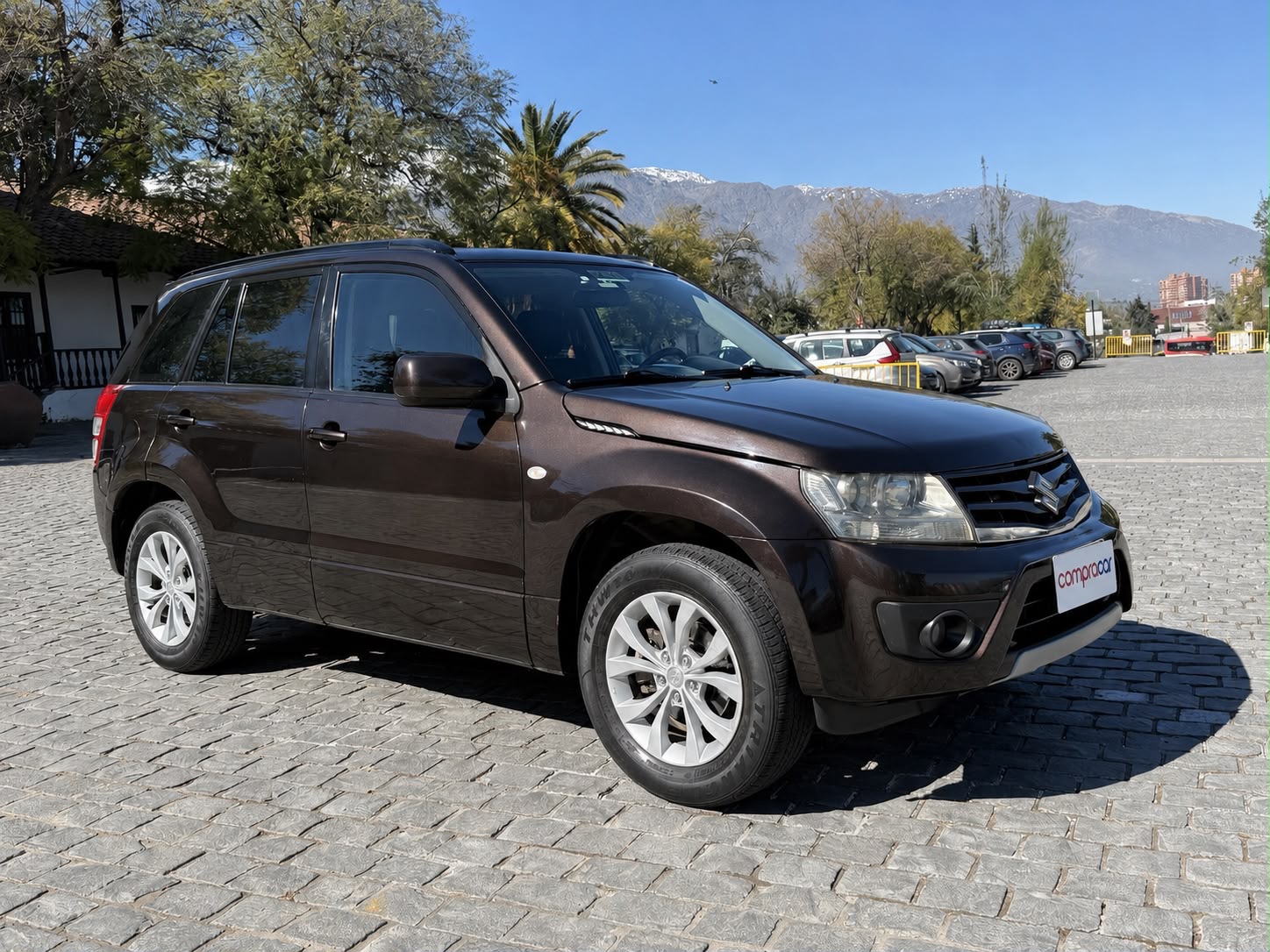 Suzuki Grand Nomade — foto 2 de 15