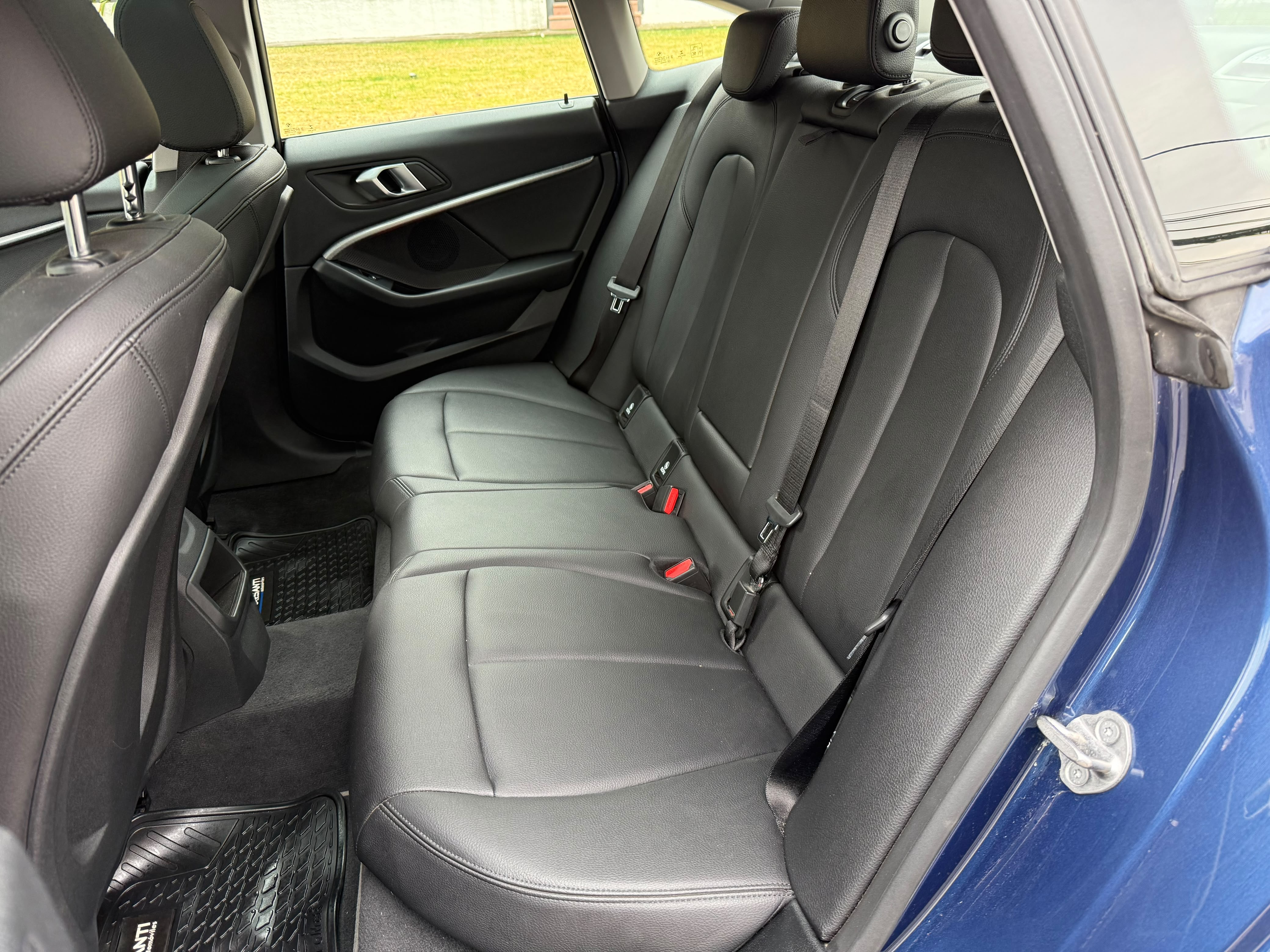 BMW 220 D — foto 20 de 20