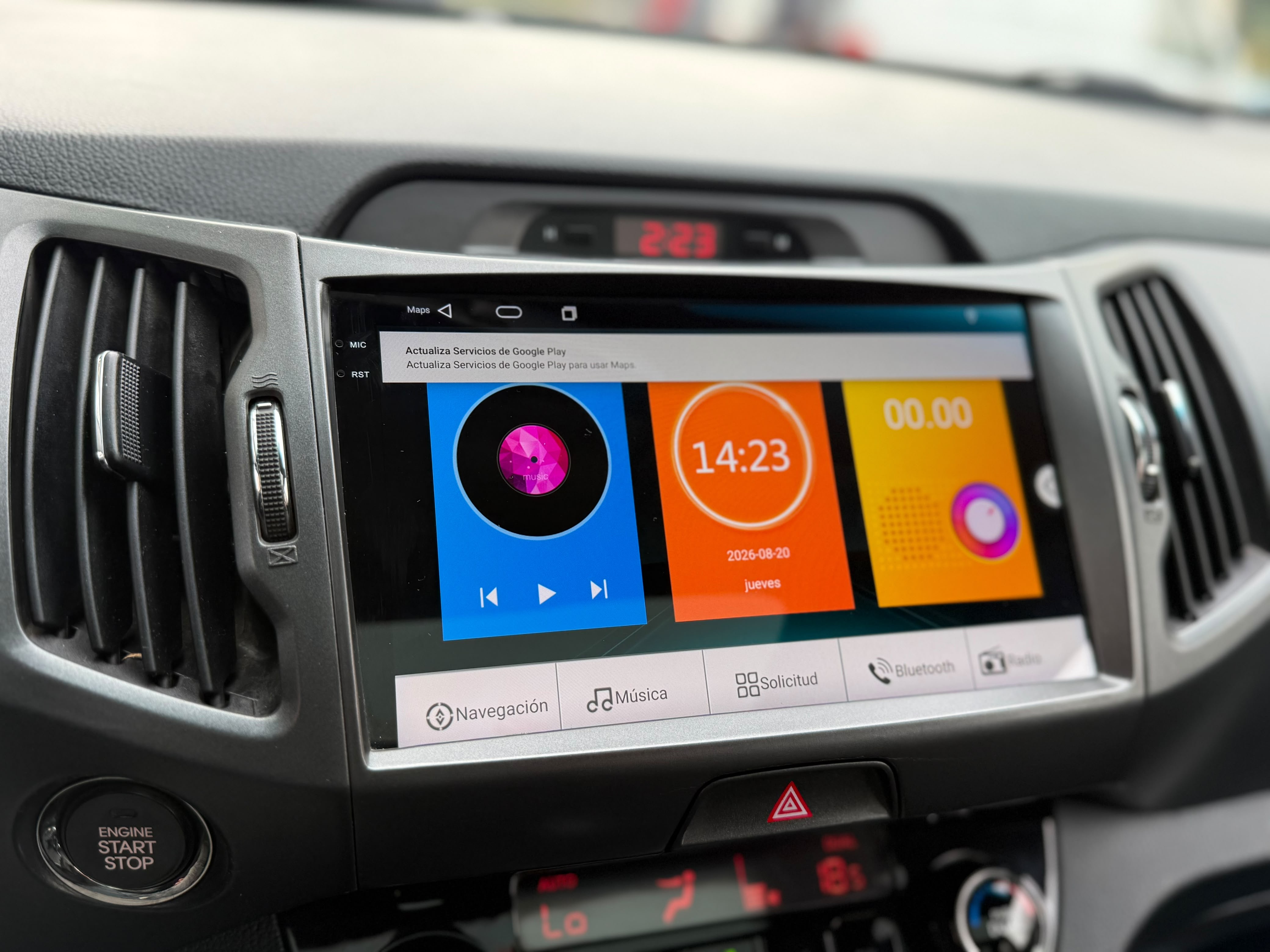 KIA Sportage — foto 11 de 16