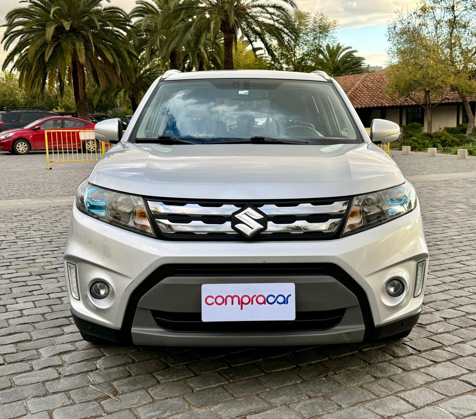 Suzuki Vitara — foto 8 de 24