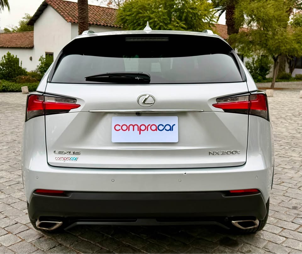 Lexus Nx200 — foto 9 de 20