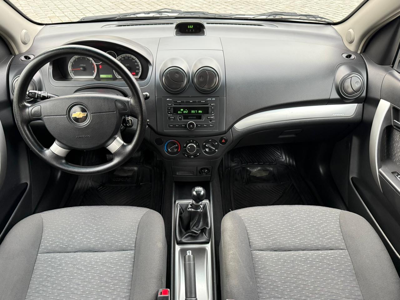 Chevrolet Aveo — foto 16 de 20