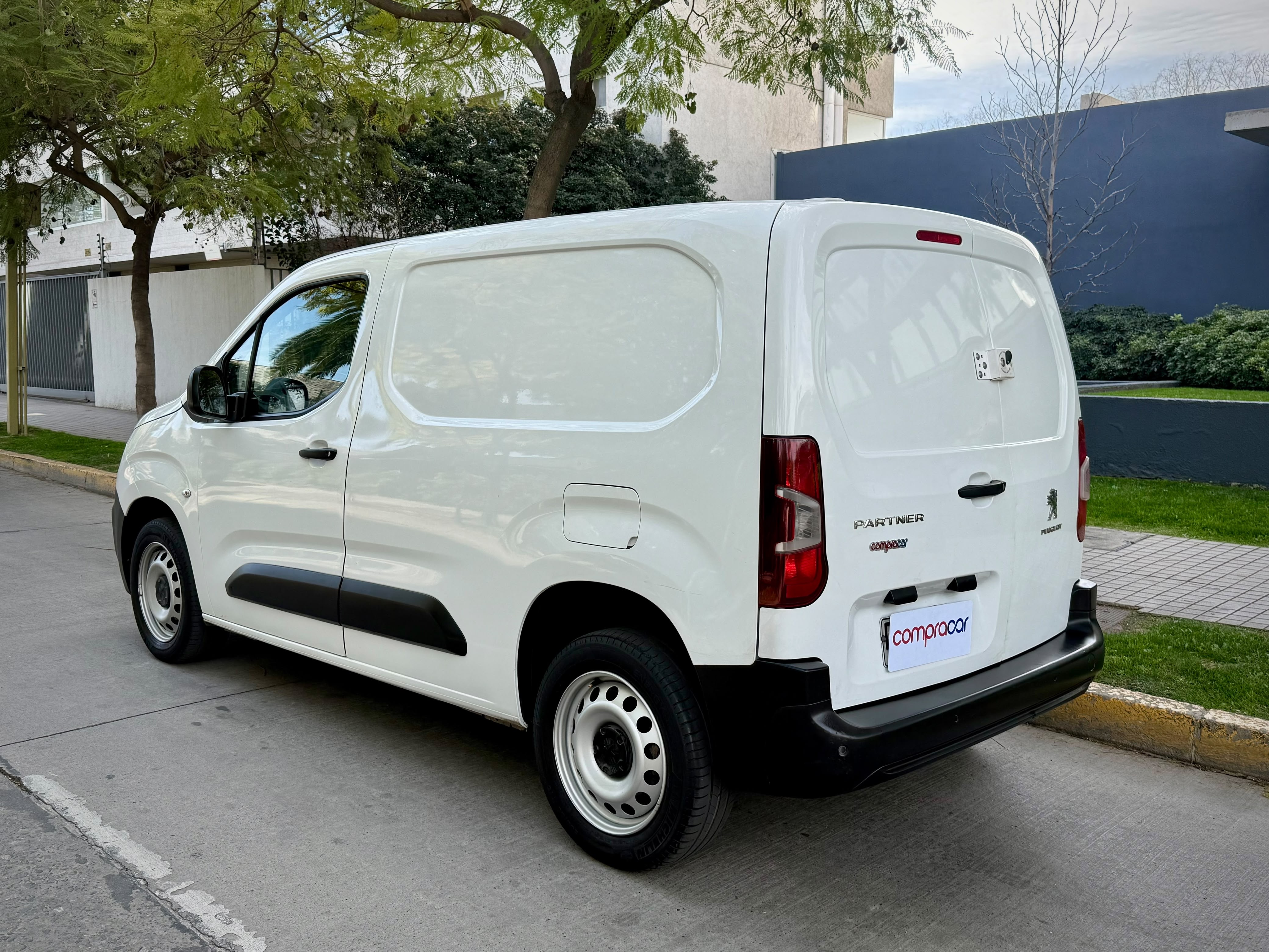 Peugeot Partner — foto 4 de 12