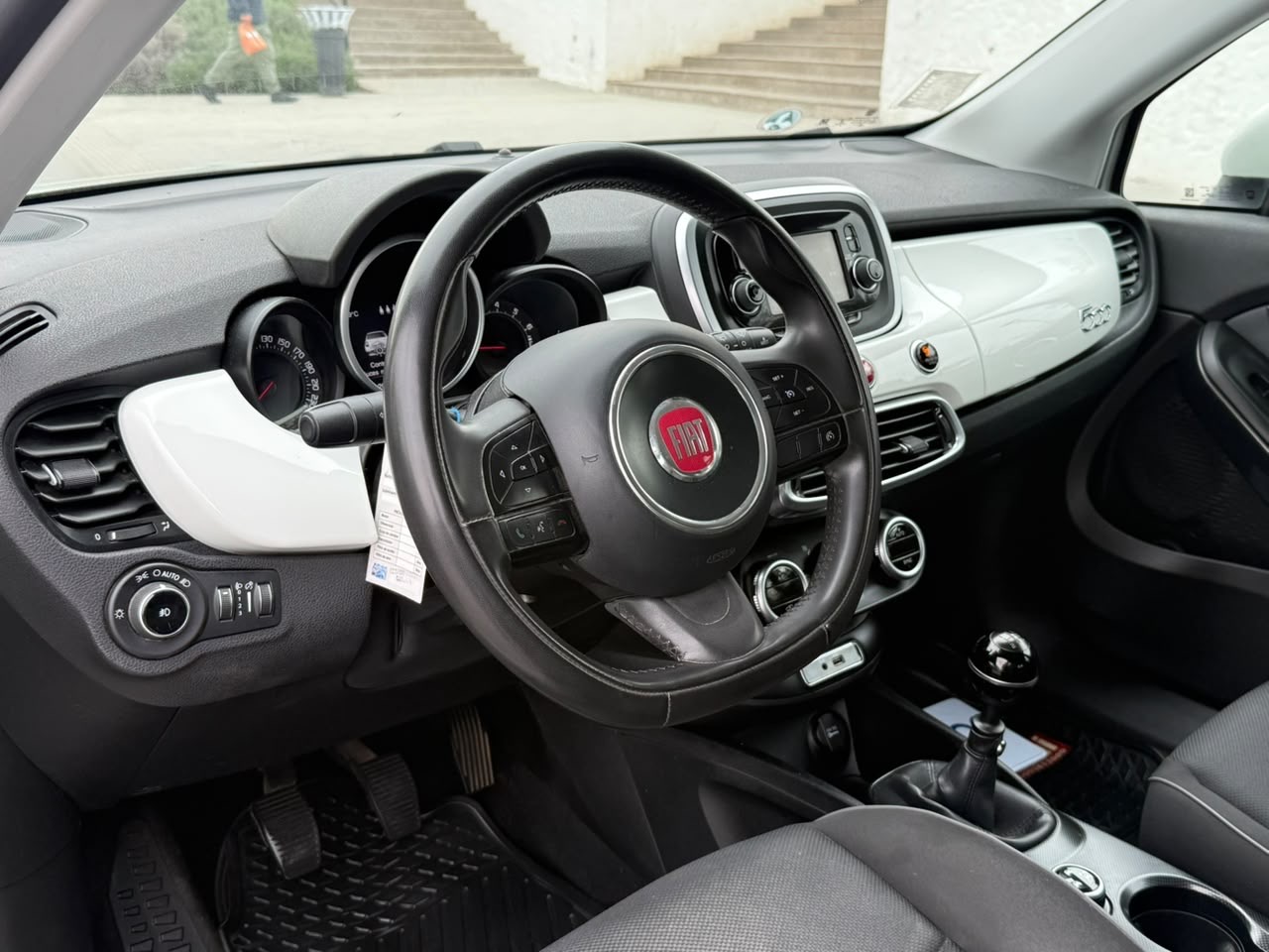 Fiat 500X — foto 18 de 20