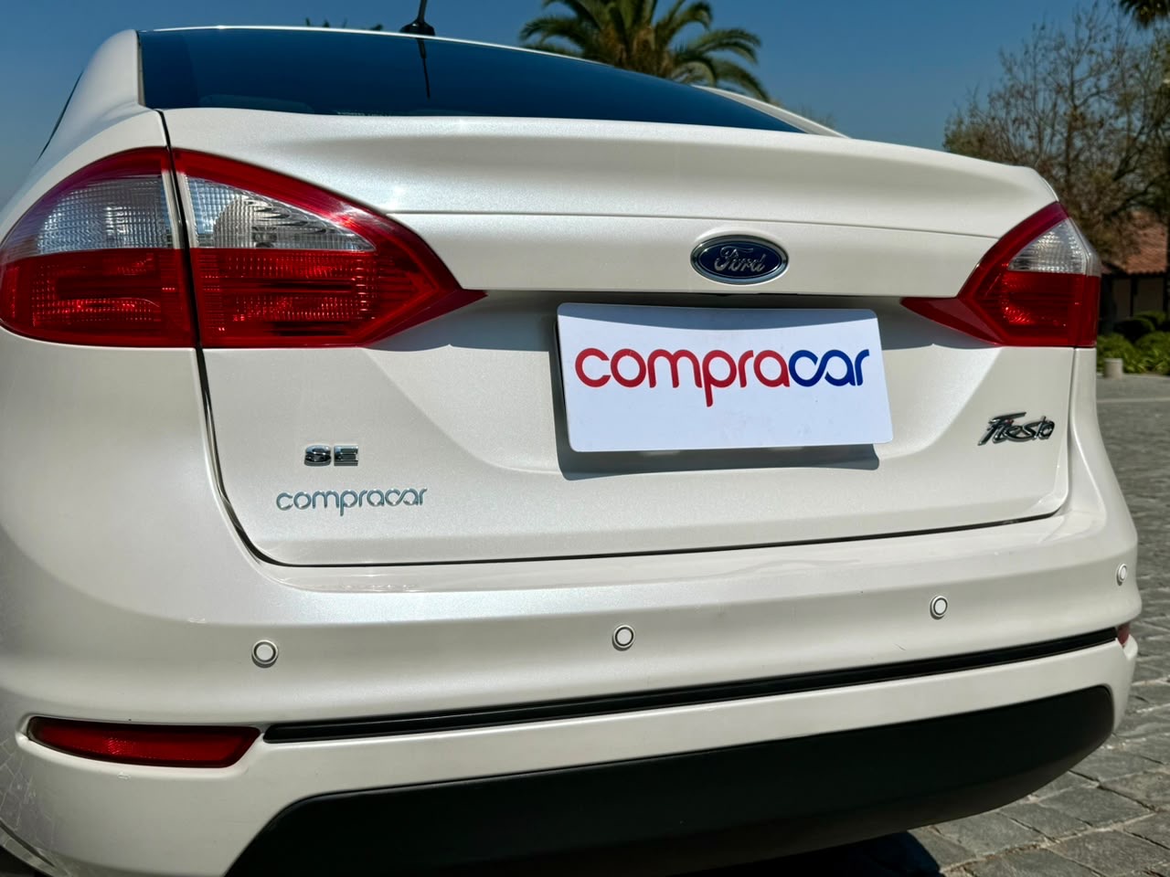 Ford Fiesta — foto 9 de 17