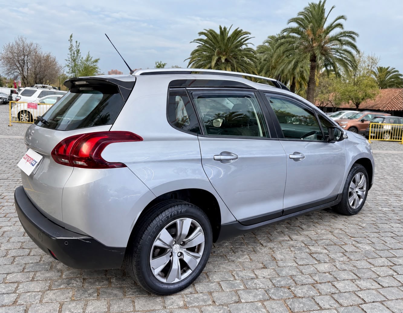 Peugeot 2008 — foto 3 de 15