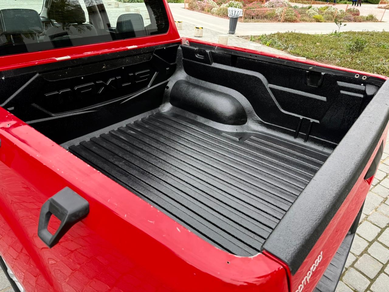 Maxus T60 — foto 13 de 20