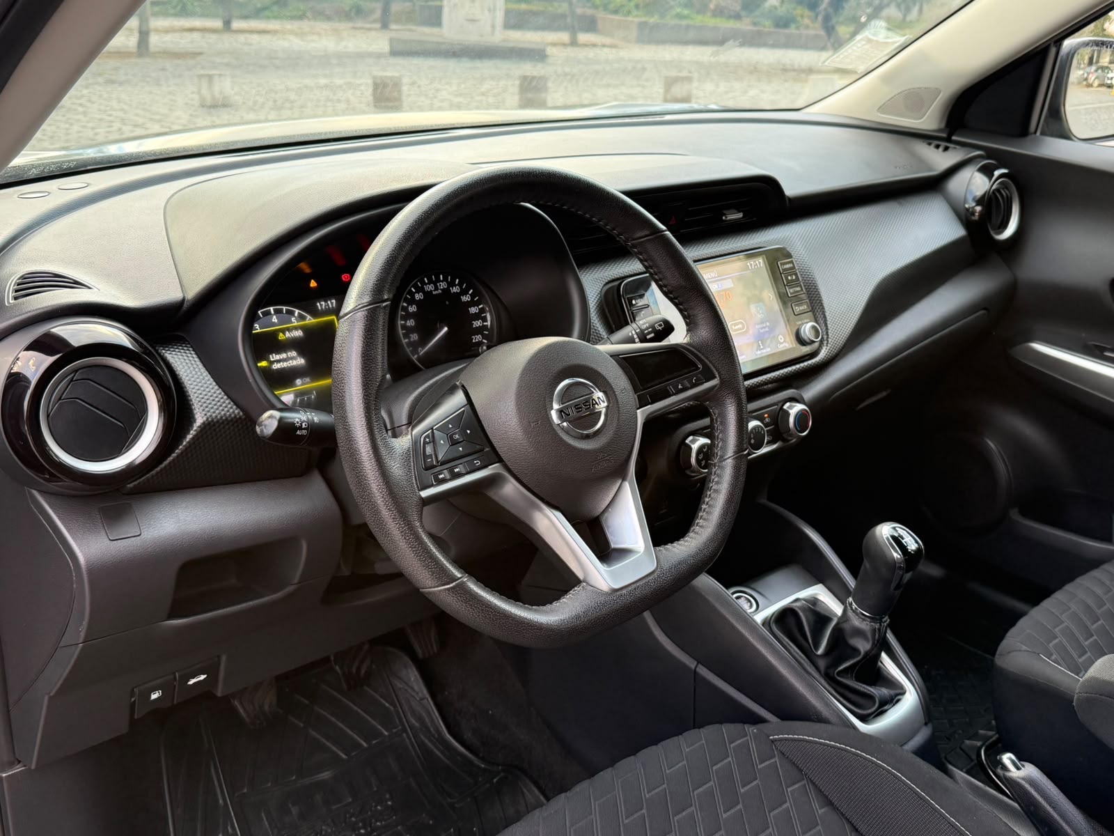 Nissan Kicks — foto 16 de 20