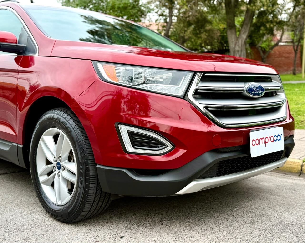 Ford Edge — foto 8 de 20