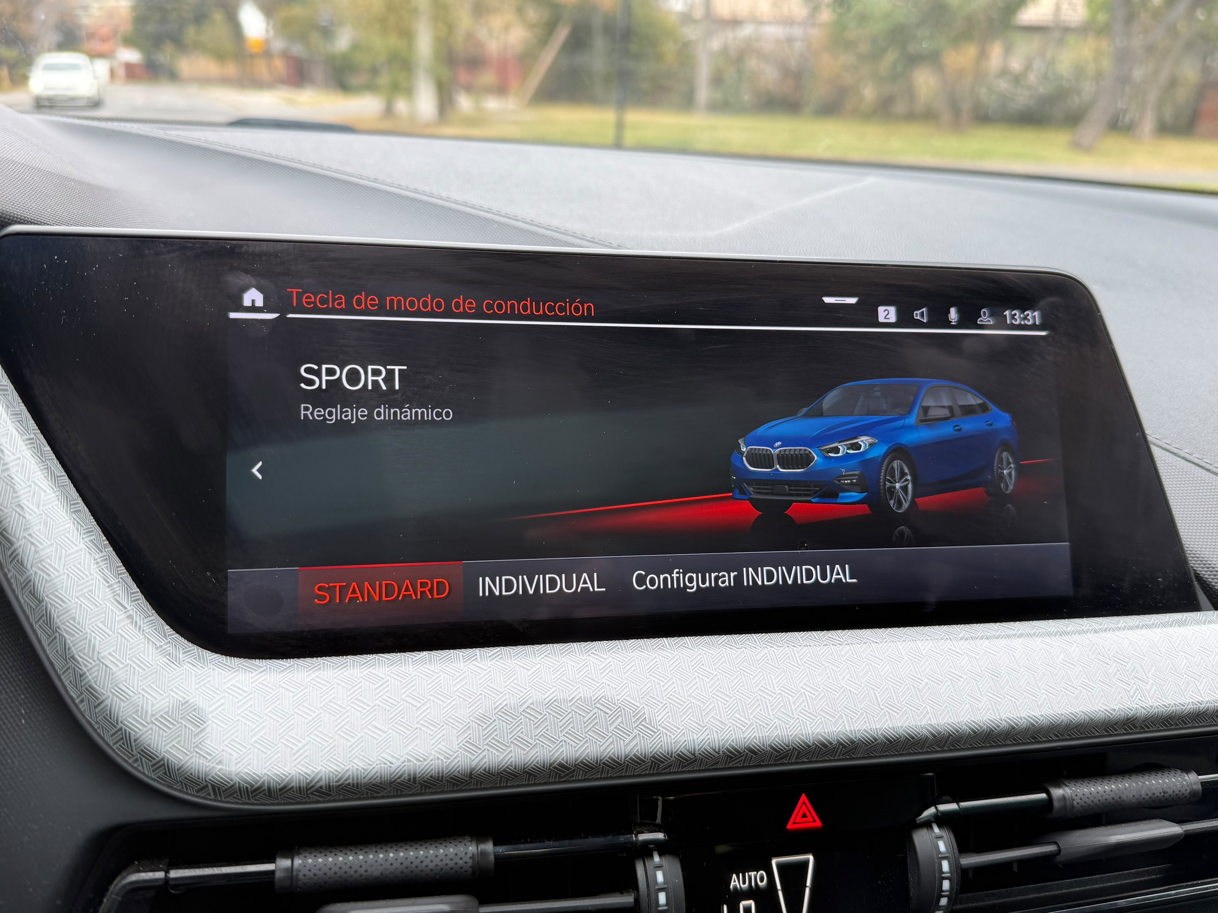BMW 220 D — foto 11 de 20