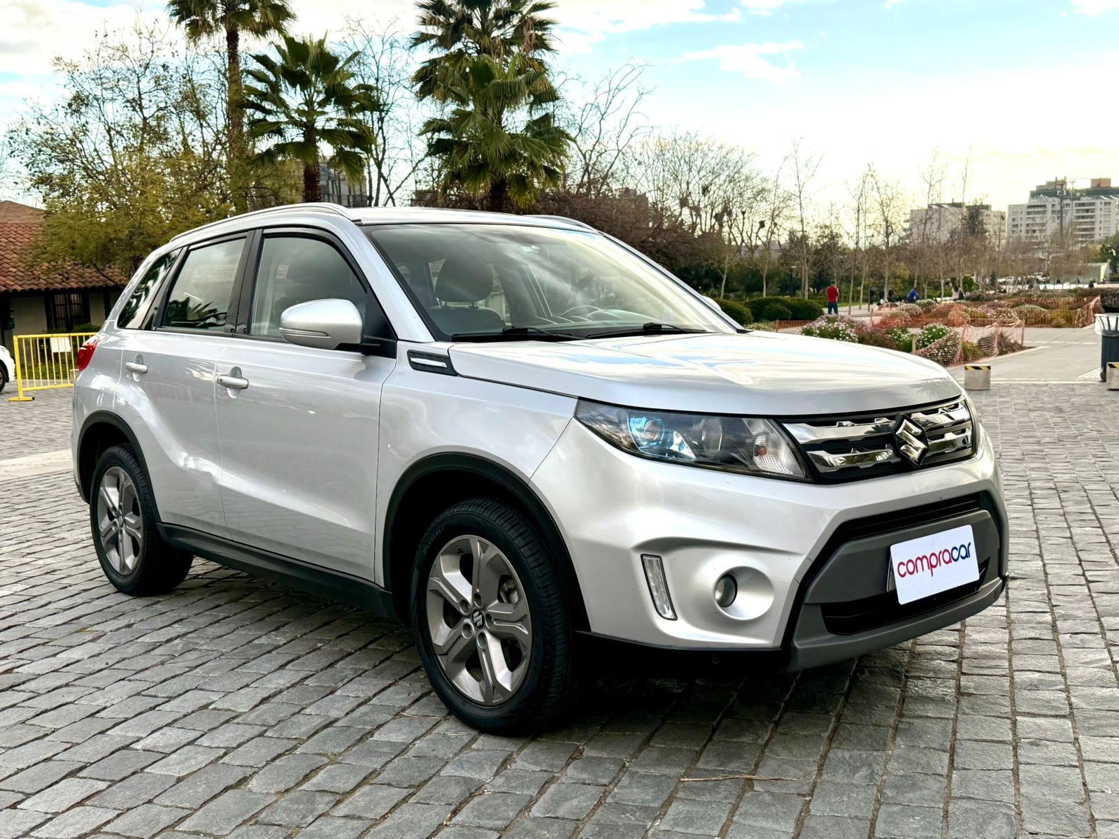 Suzuki Vitara — foto 2 de 24