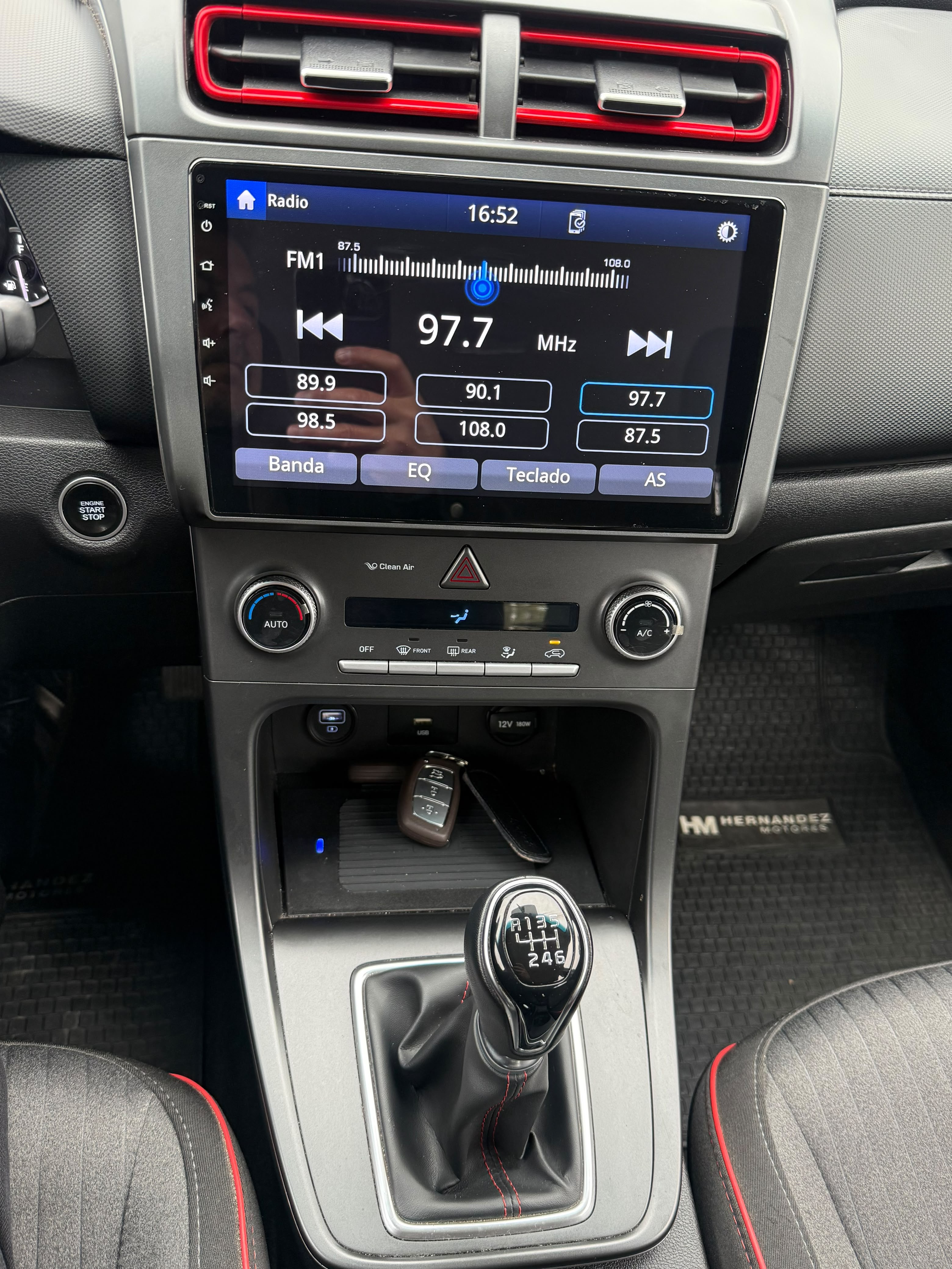 Hyundai Creta — foto 12 de 15