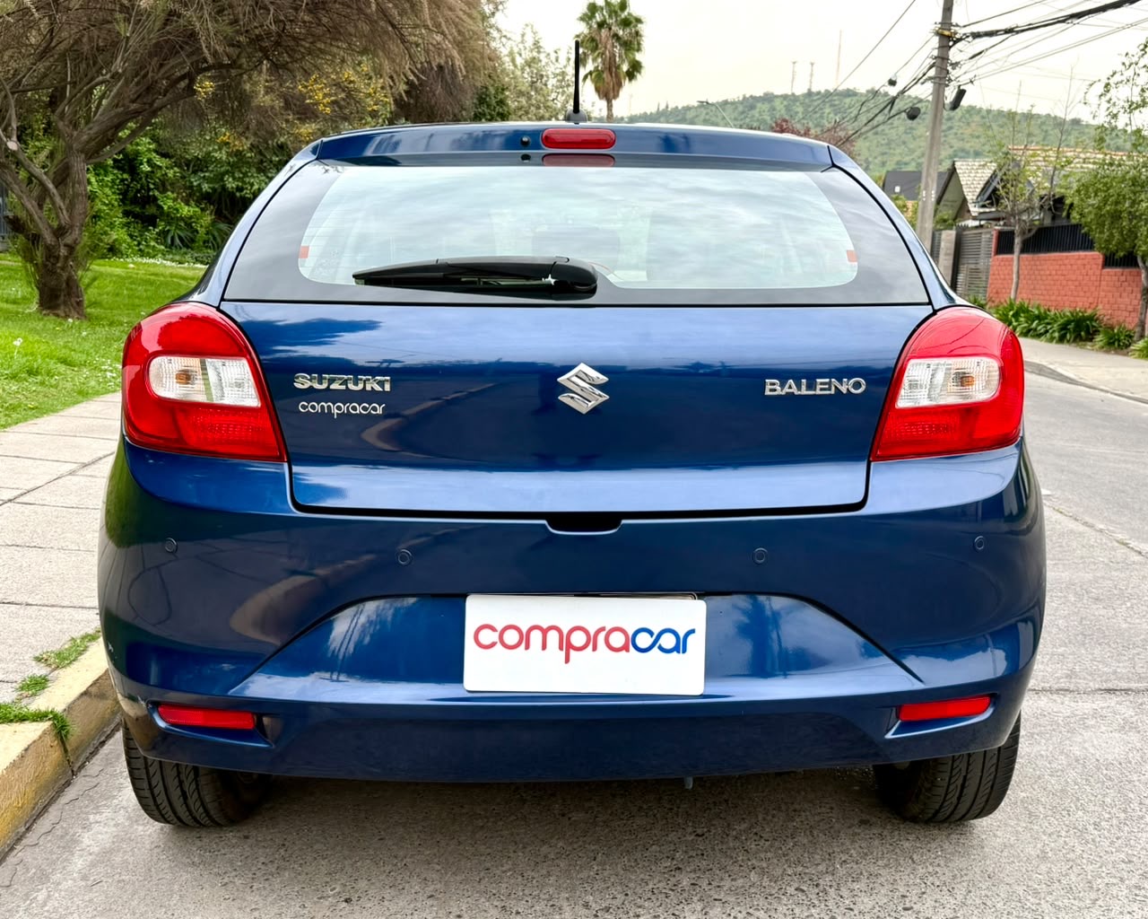 Suzuki Baleno — foto 9 de 20