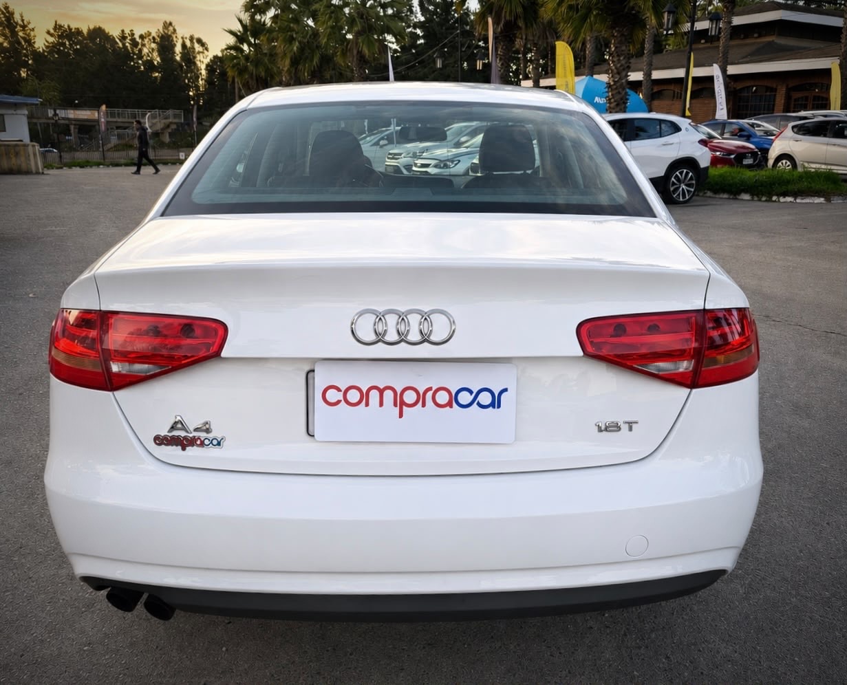 Audi A4 — foto 9 de 16