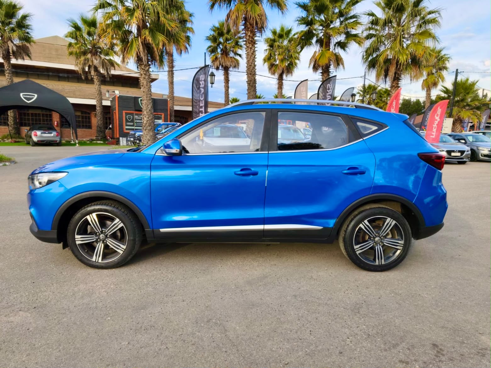MG Zs — foto 5 de 17