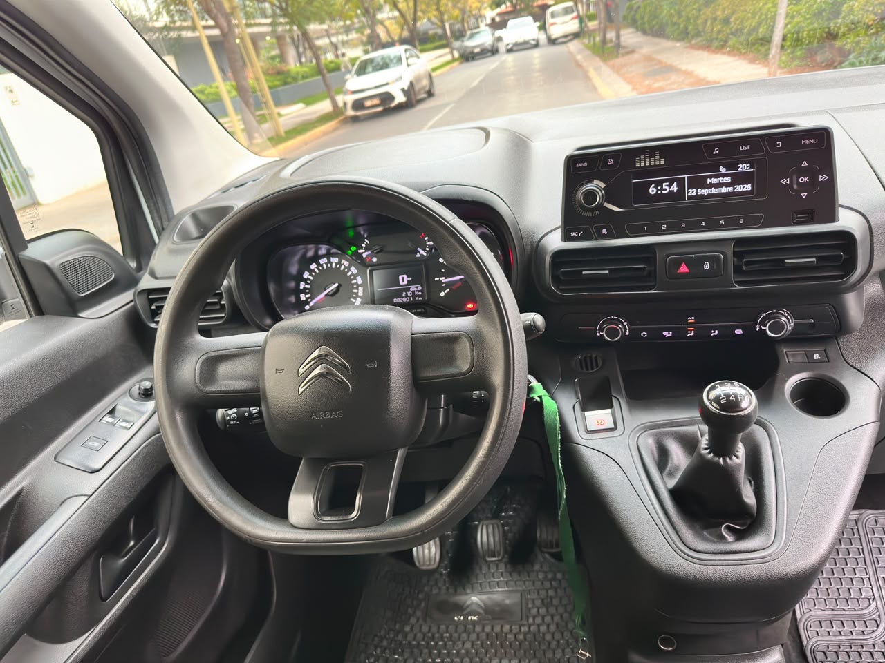 Citroën Berlingo — foto 10 de 14