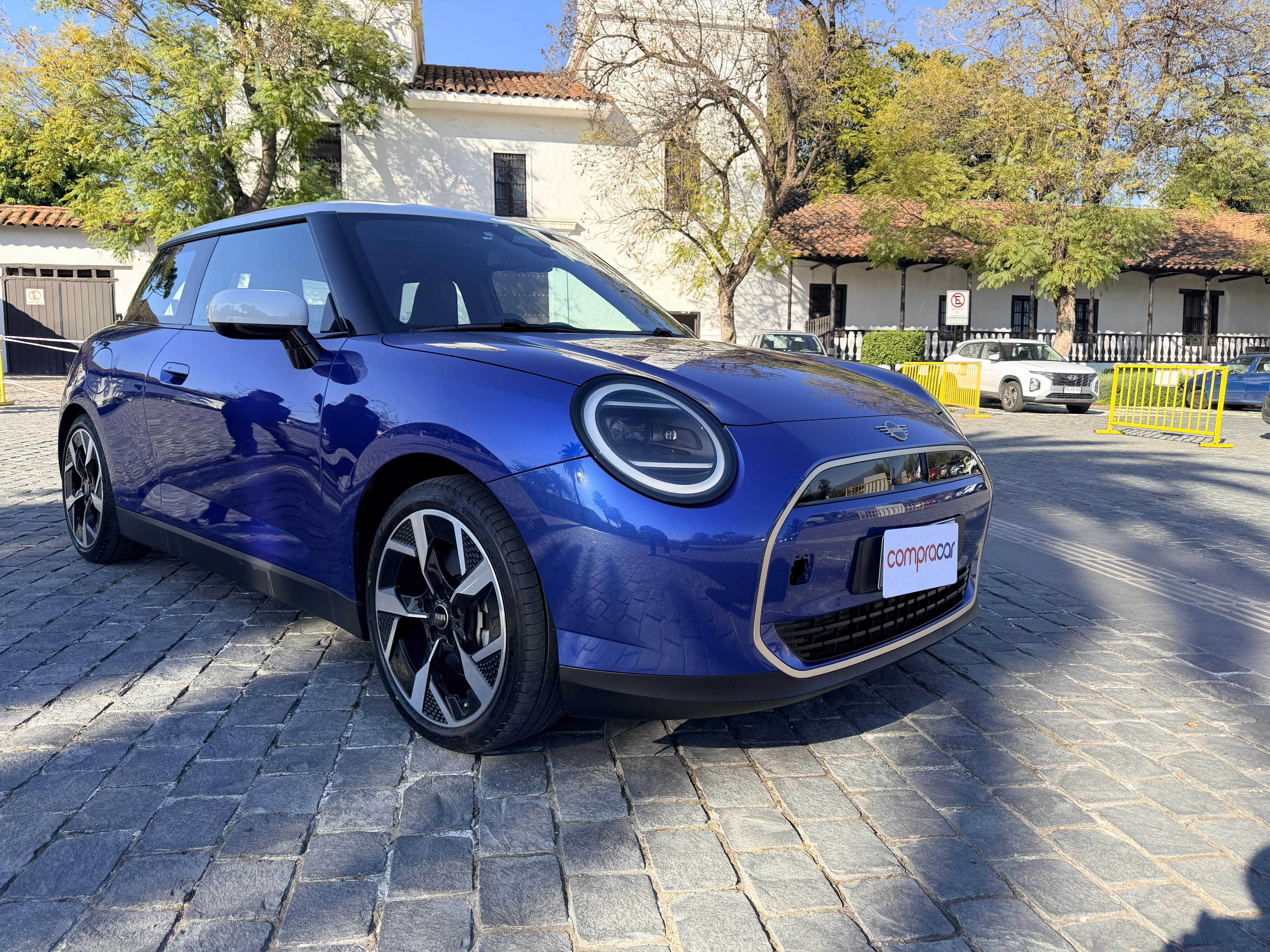 MINI Cooper — foto 2 de 17