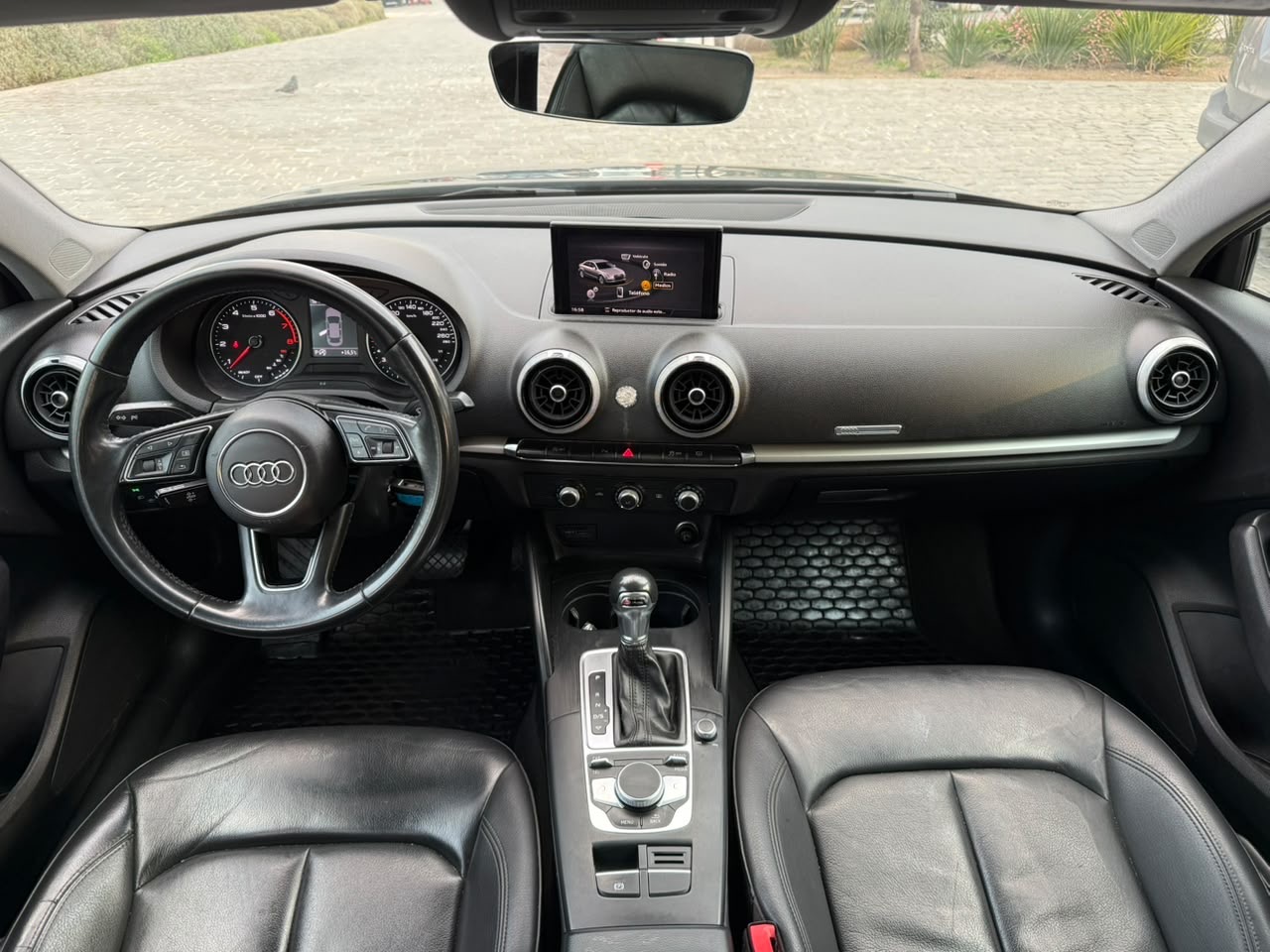 Audi A3 — foto 22 de 23