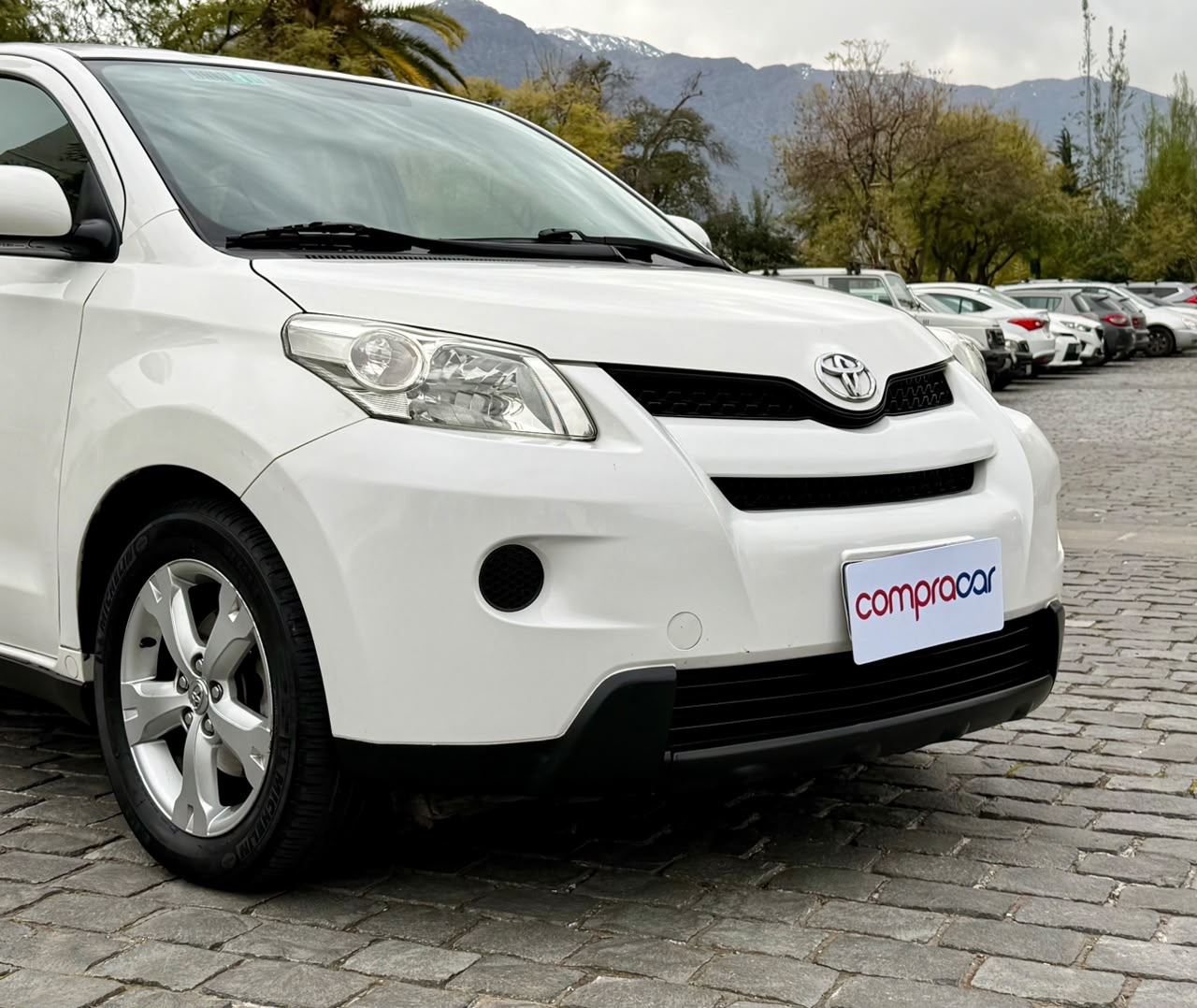 Toyota Urban — foto 6 de 17