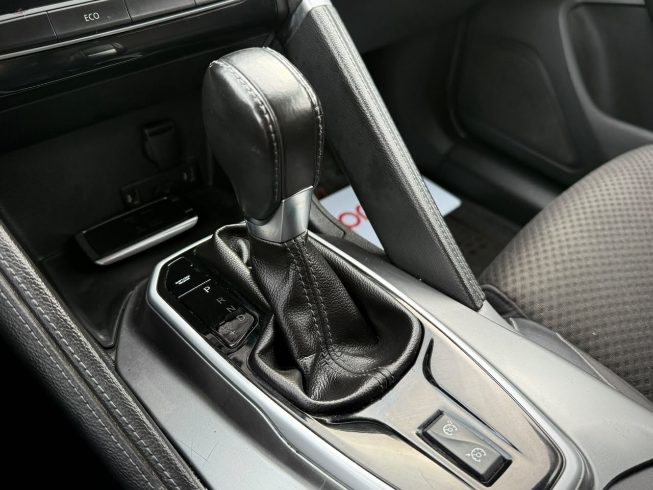 Renault Koleos — foto 13 de 18