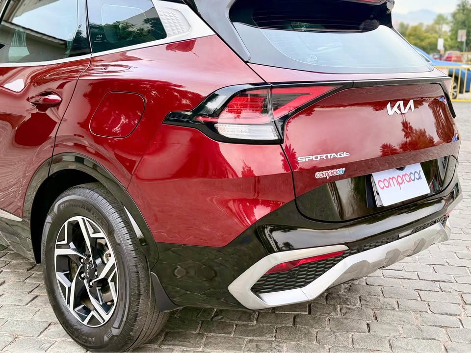 KIA Sportage — foto 9 de 19
