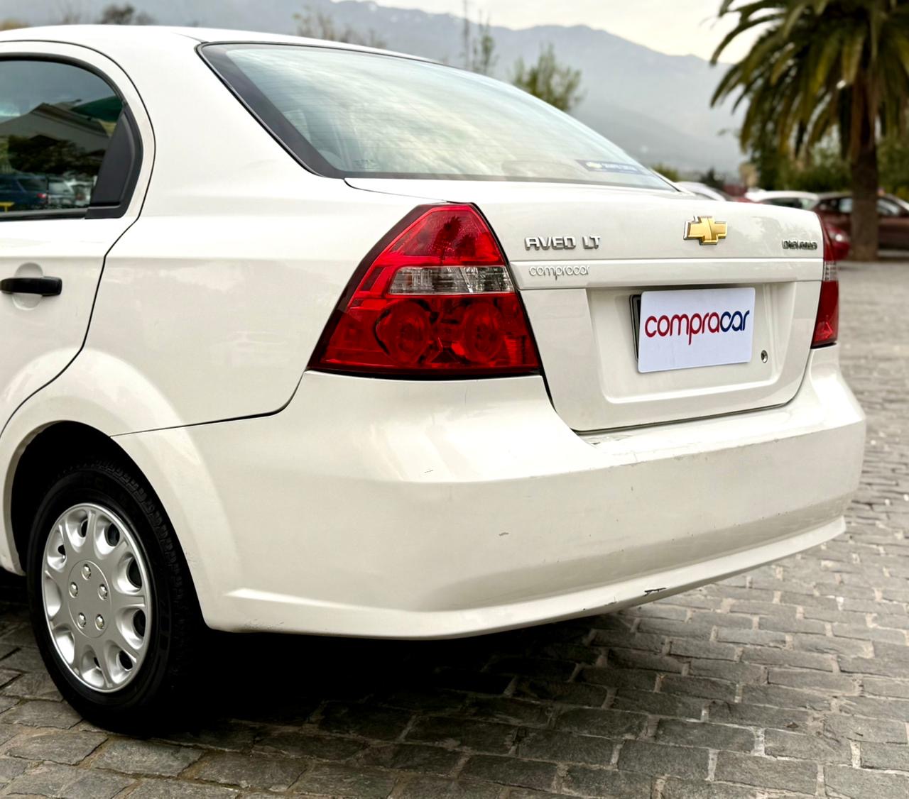 Chevrolet Aveo — foto 11 de 20
