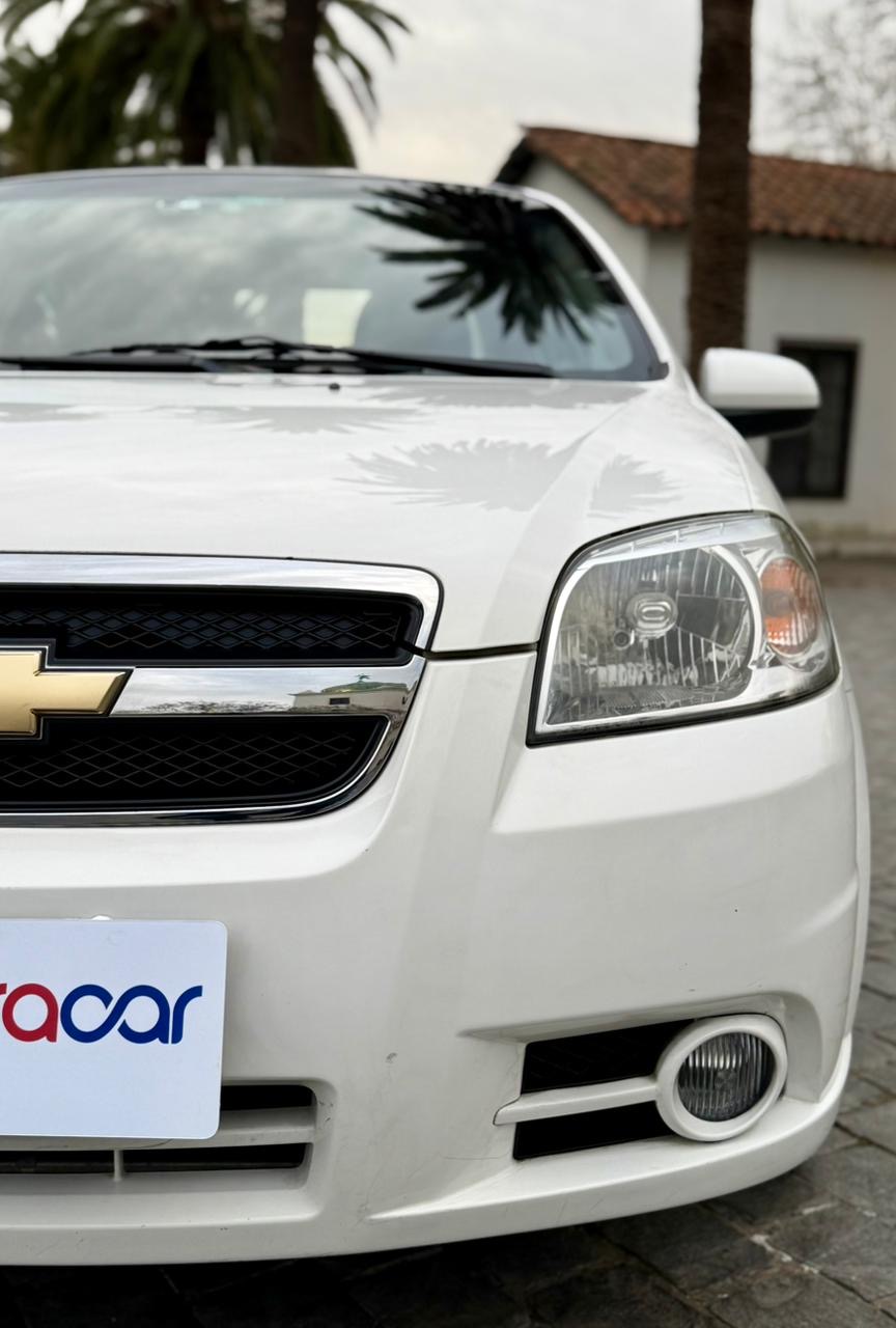 Chevrolet Aveo — foto 8 de 20