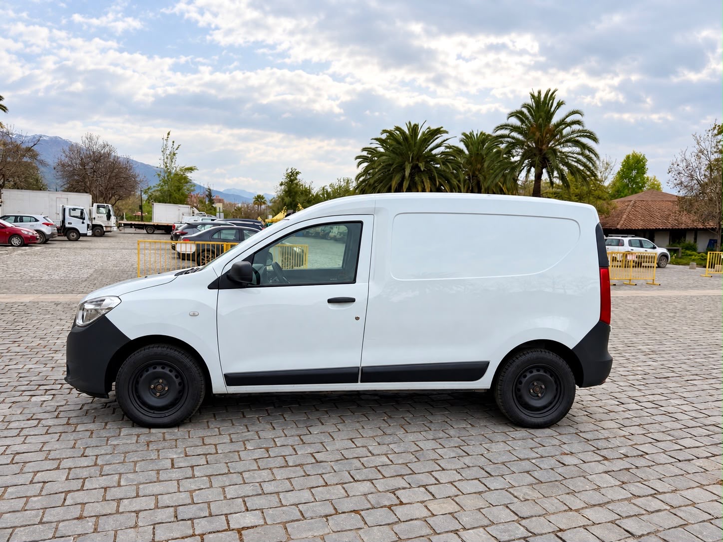 Renault Dokker — foto 5 de 15