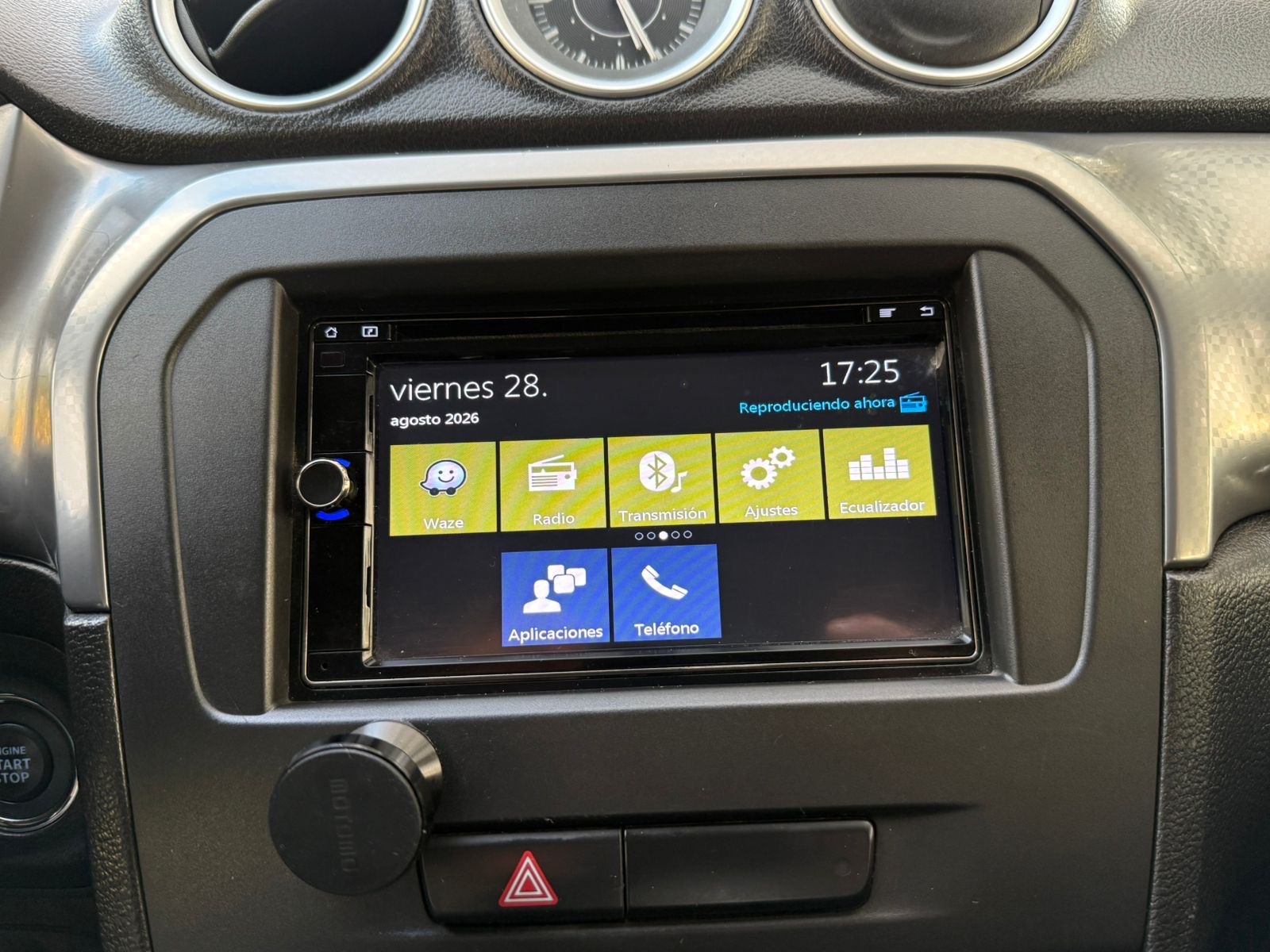 Suzuki Vitara — foto 19 de 24
