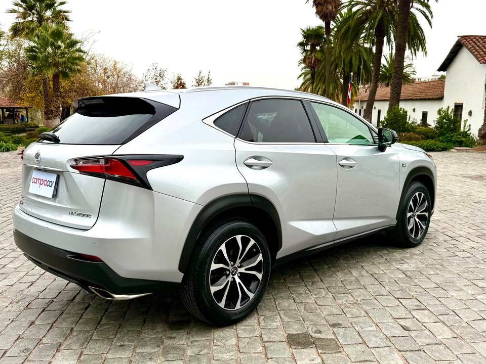 Lexus Nx200 — foto 3 de 20