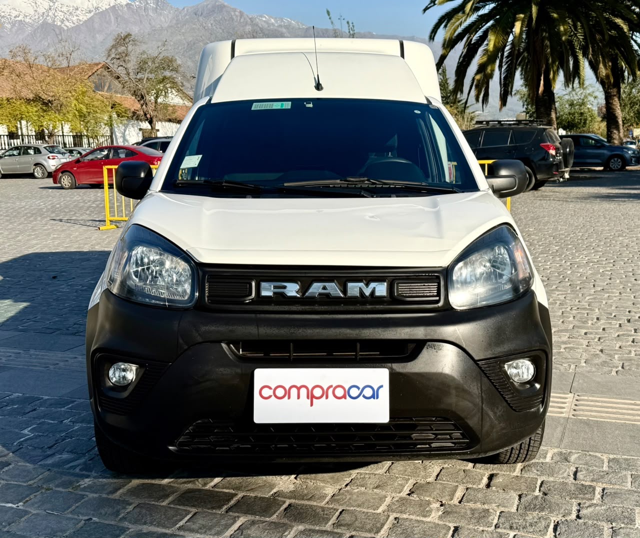 RAM Van700 — foto 8 de 20