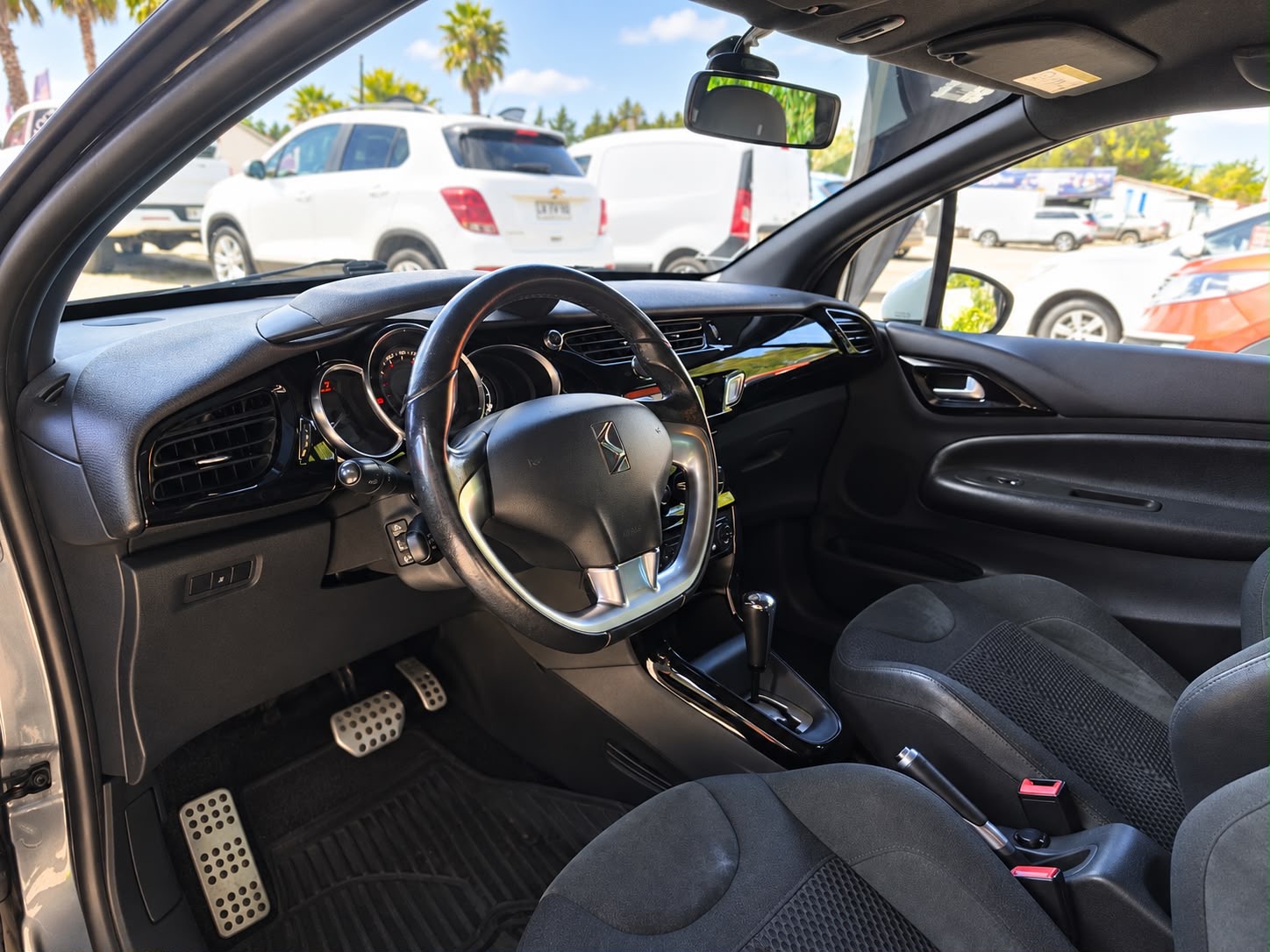 Citroën DS3 — foto 14 de 15