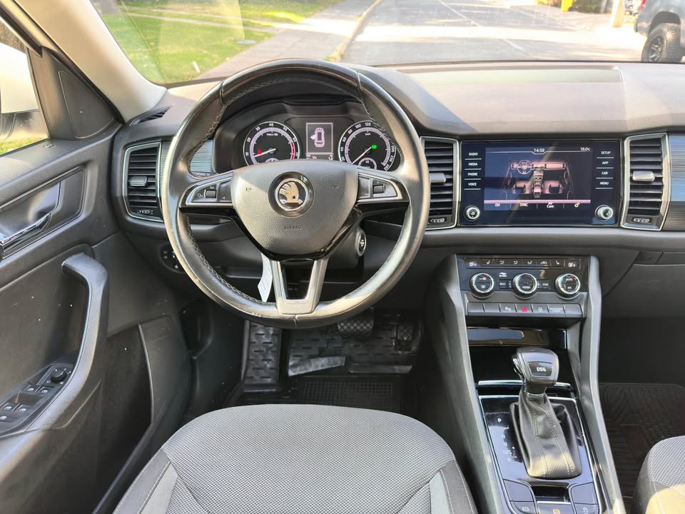 Škoda Kodiaq — foto 15 de 20