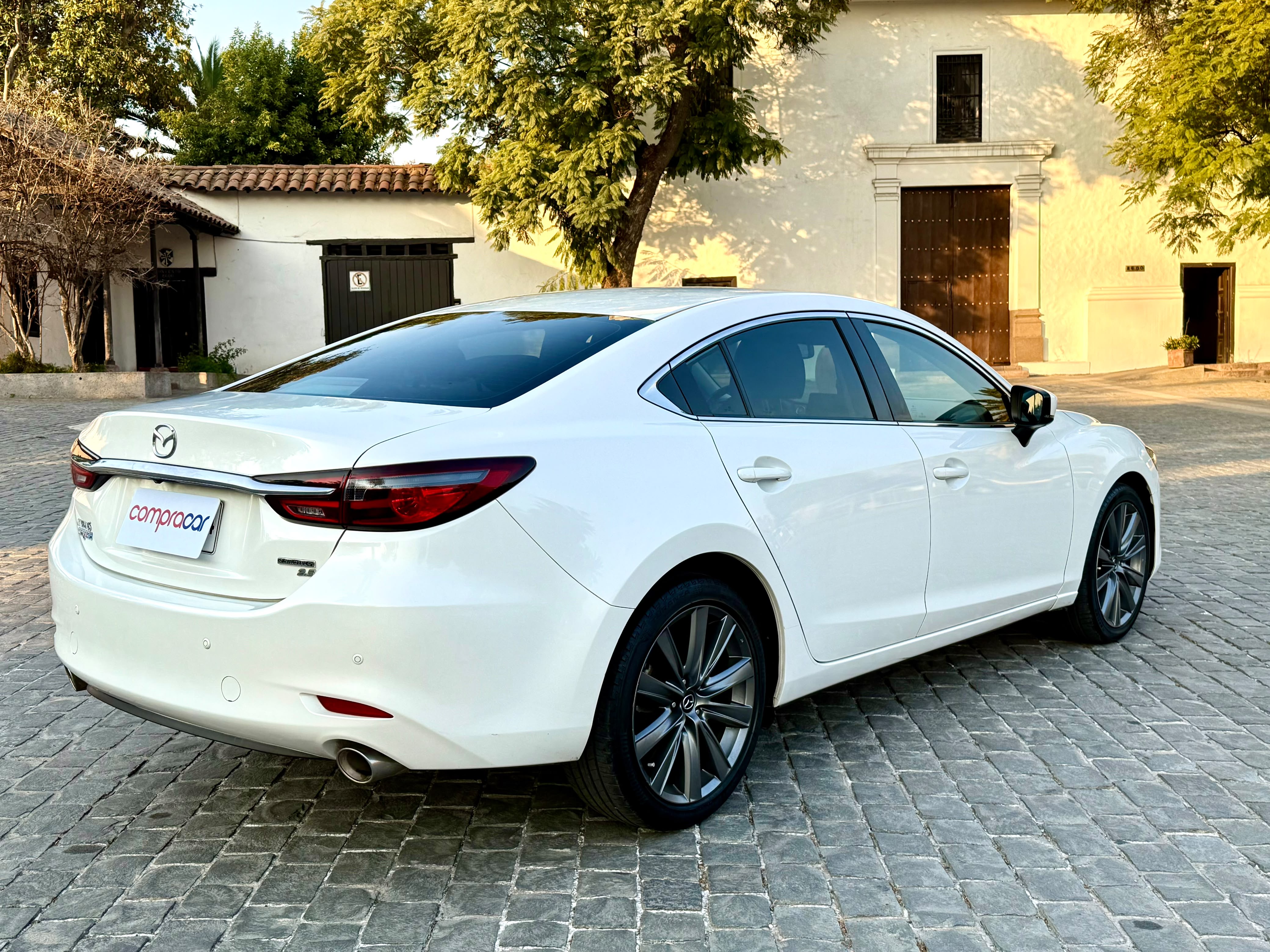 Mazda Mazda6 — foto 3 de 19
