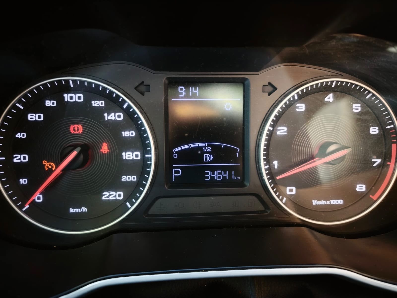 MG Zs — foto 13 de 17