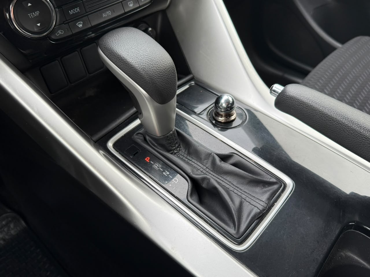 Mitsubishi Eclipse Cross — foto 16 de 20
