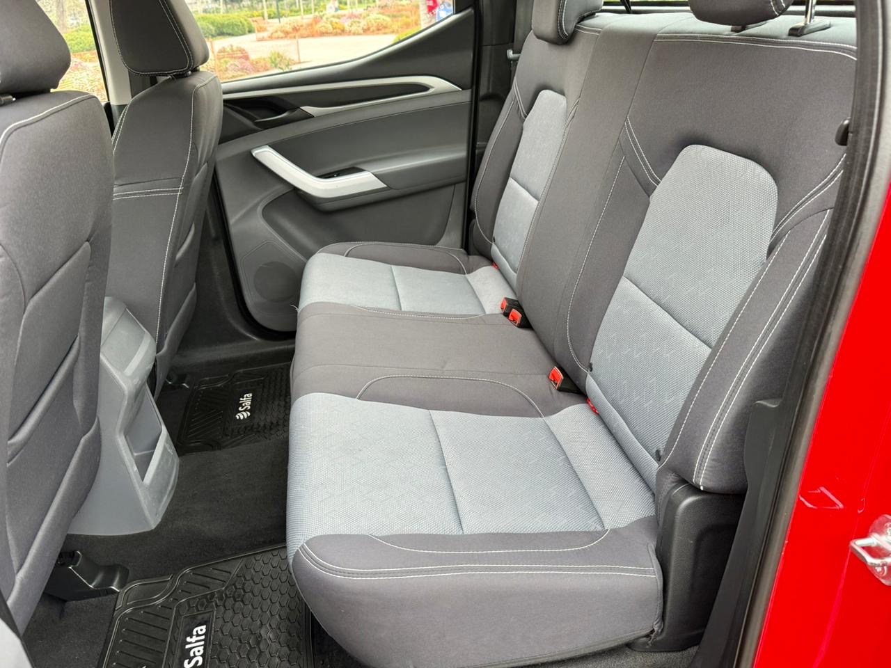 Maxus T60 — foto 20 de 20
