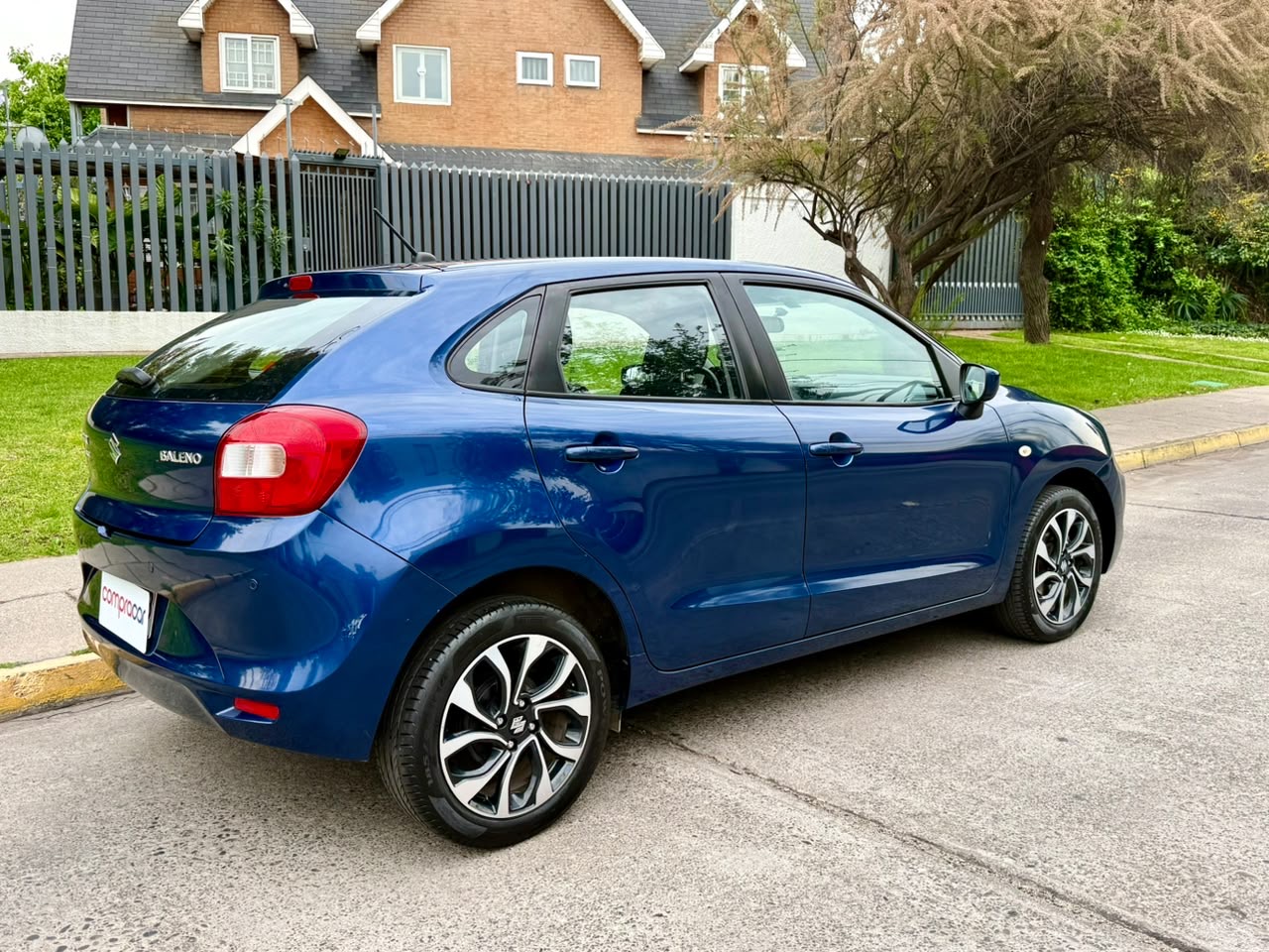 Suzuki Baleno — foto 3 de 20