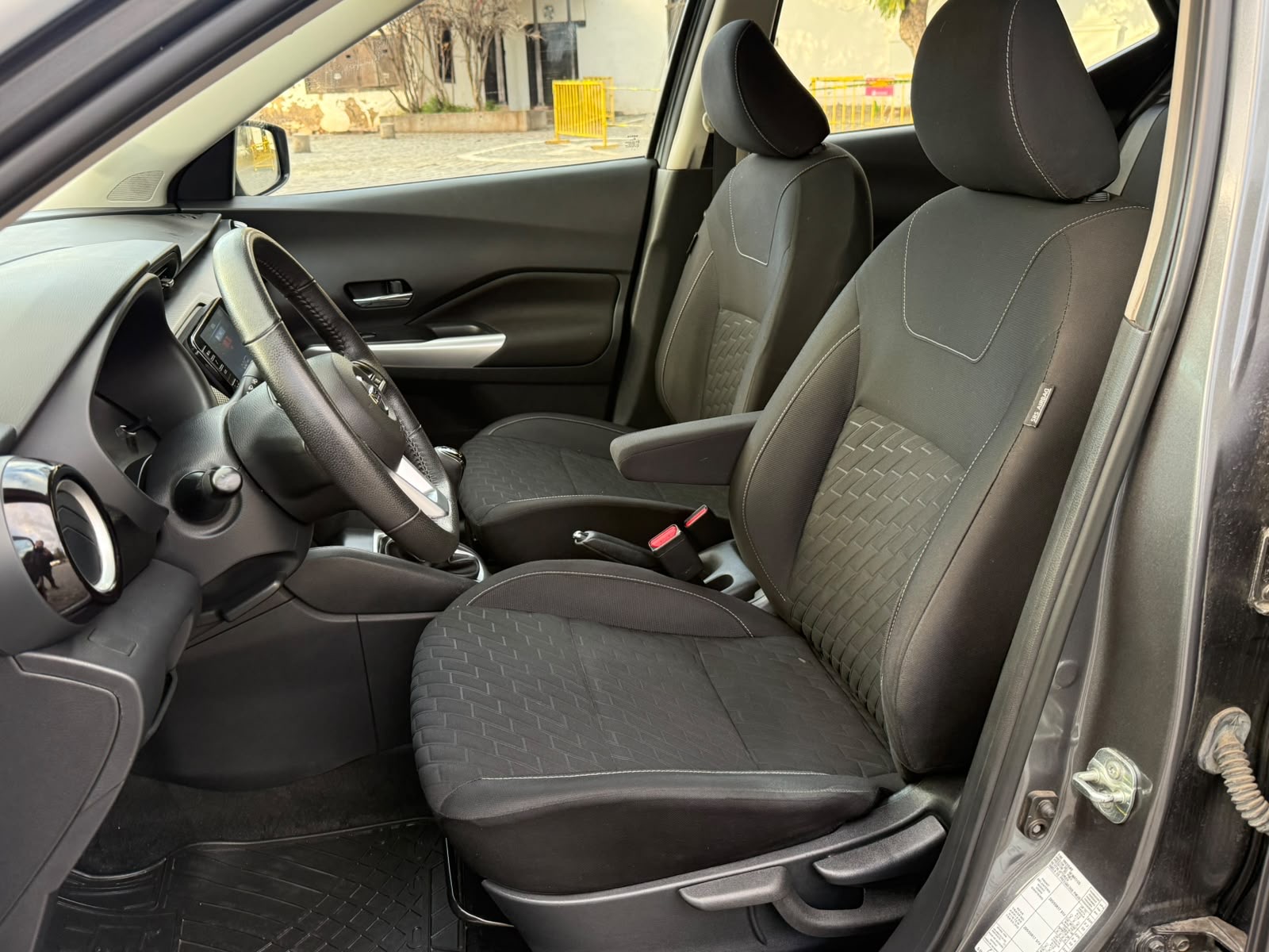 Nissan Kicks — foto 18 de 20