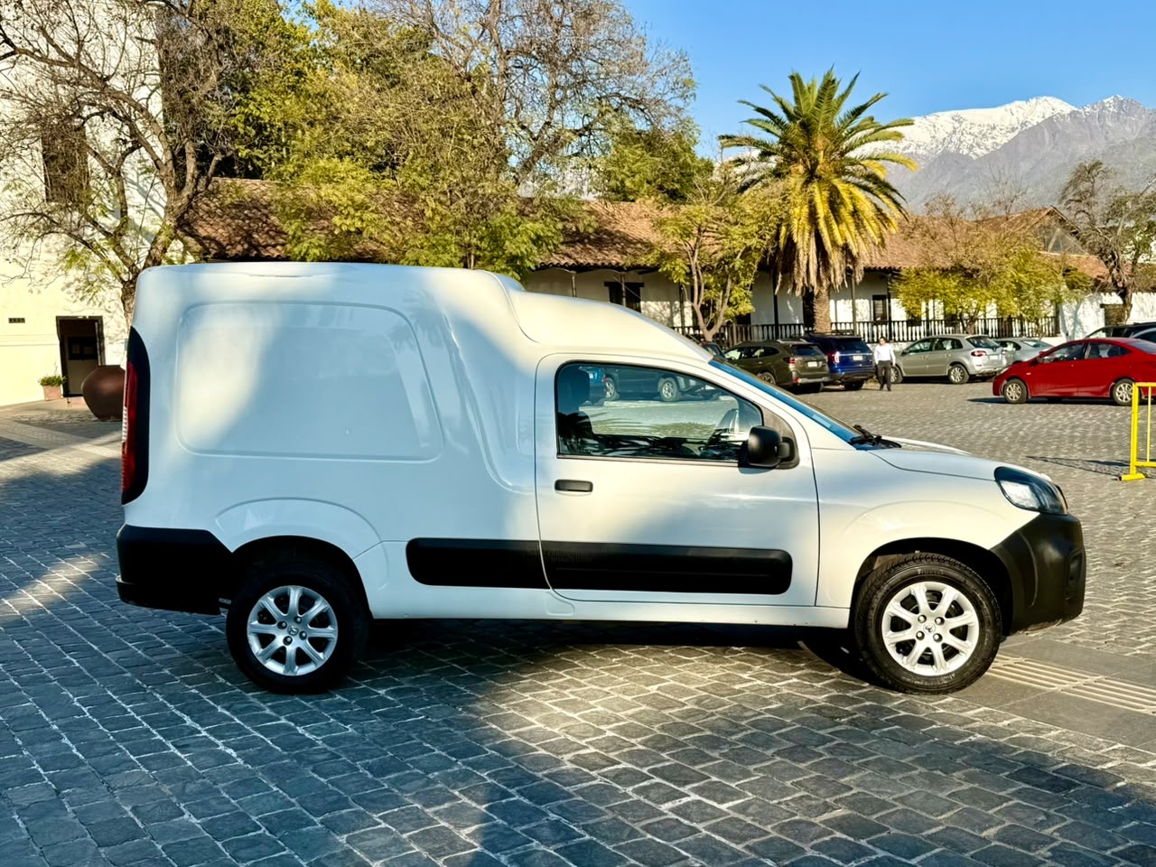 RAM Van700 — foto 6 de 20