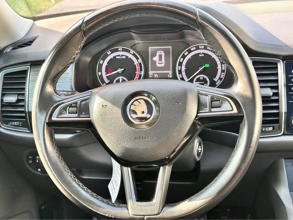 Škoda Kodiaq — foto 16 de 20