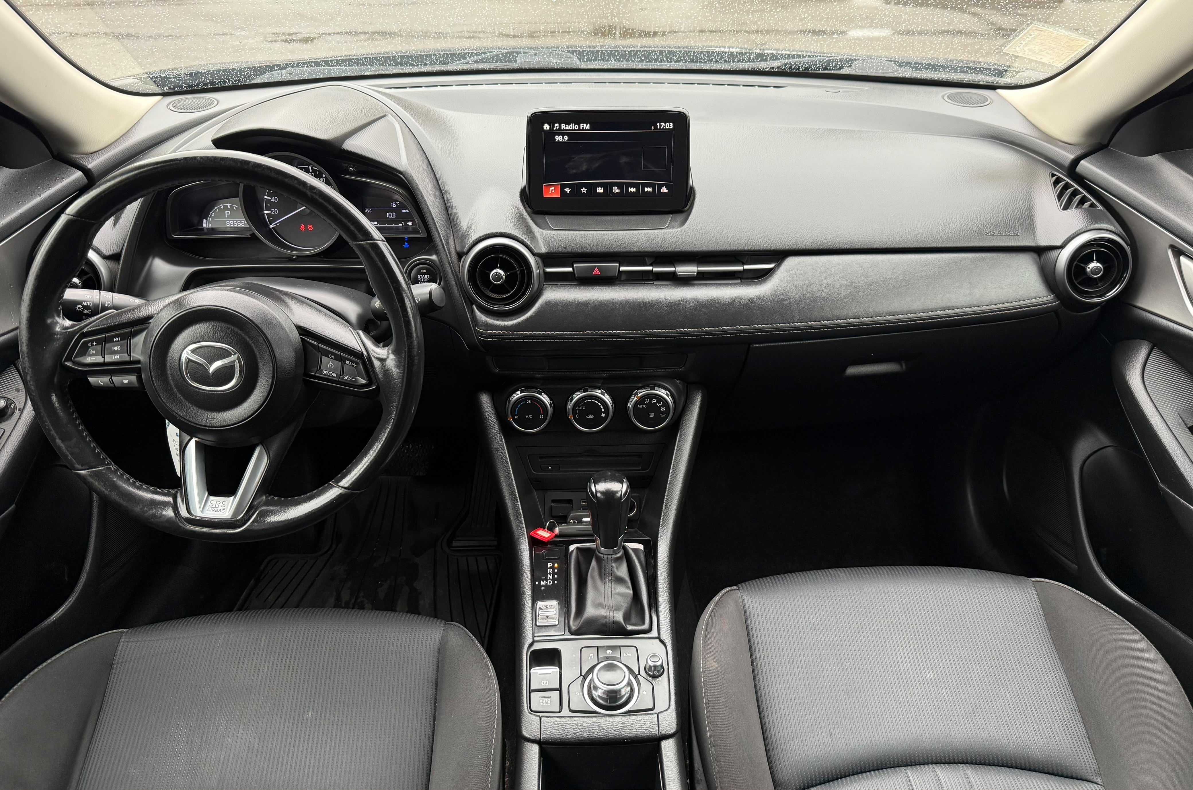Mazda CX-3 — foto 11 de 15
