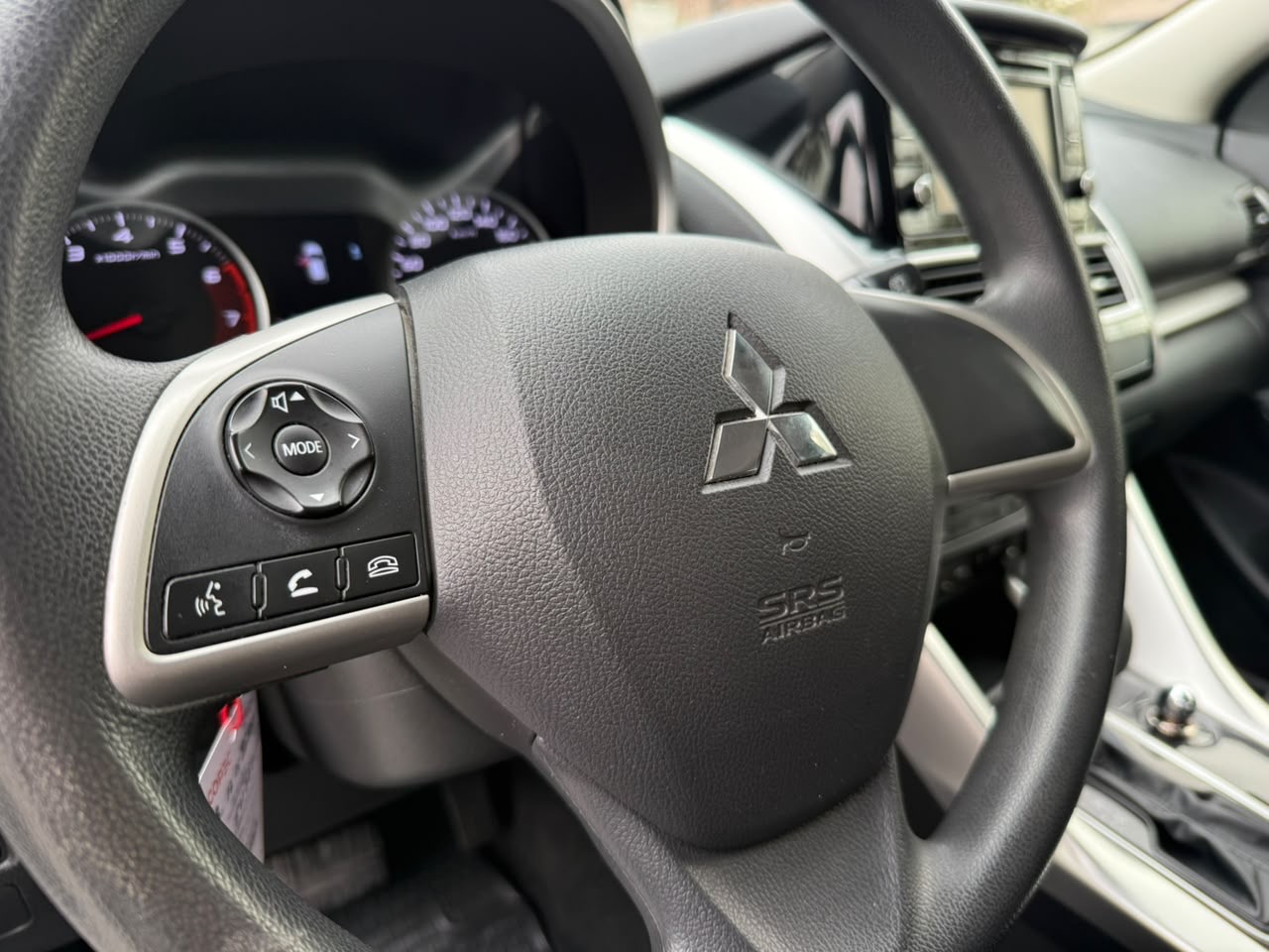 Mitsubishi Eclipse Cross — foto 18 de 20