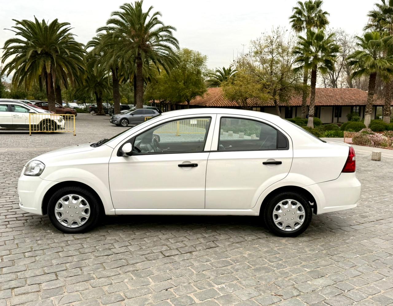 Chevrolet Aveo — foto 5 de 20
