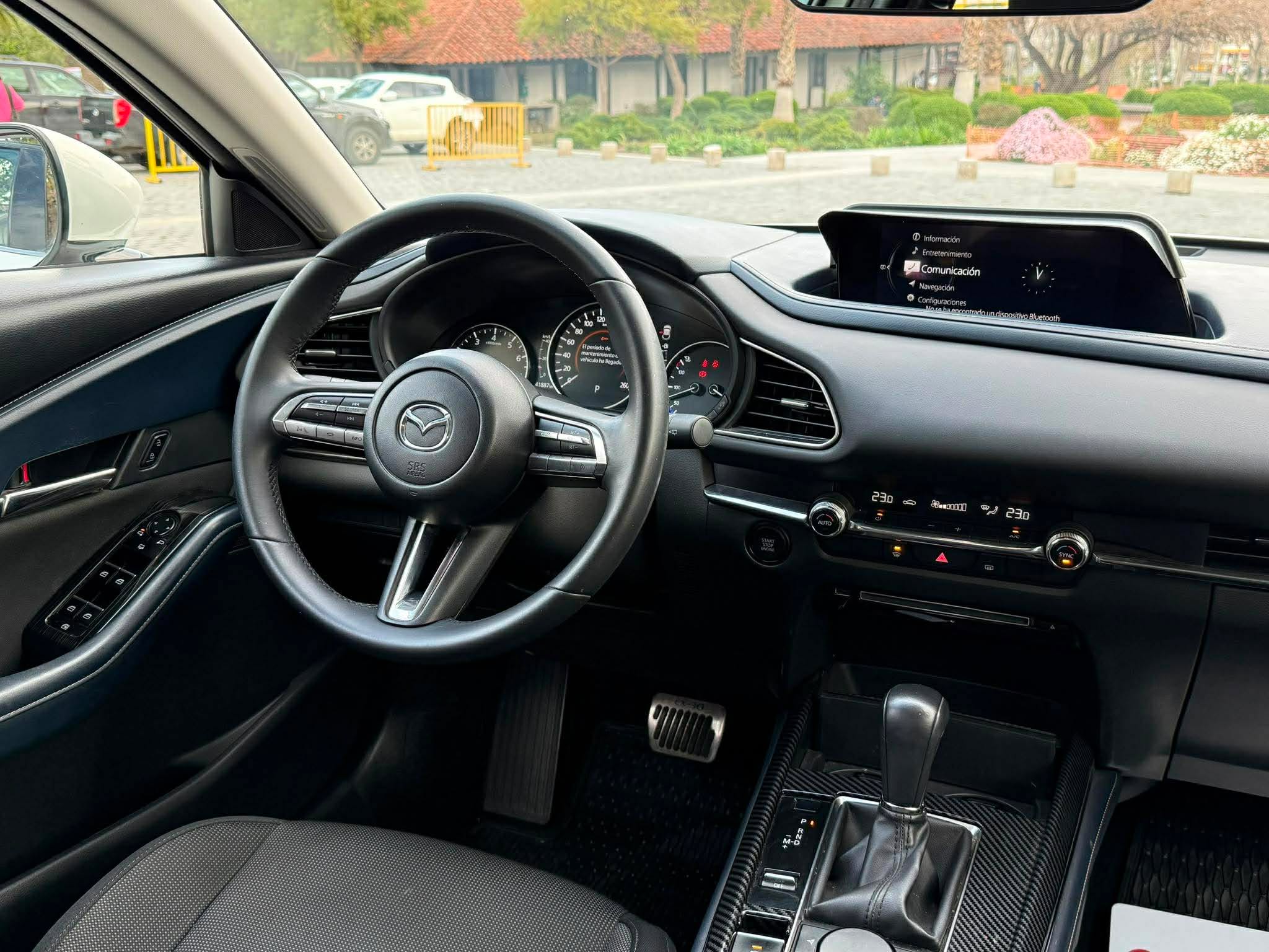 Mazda CX-30 — foto 15 de 20