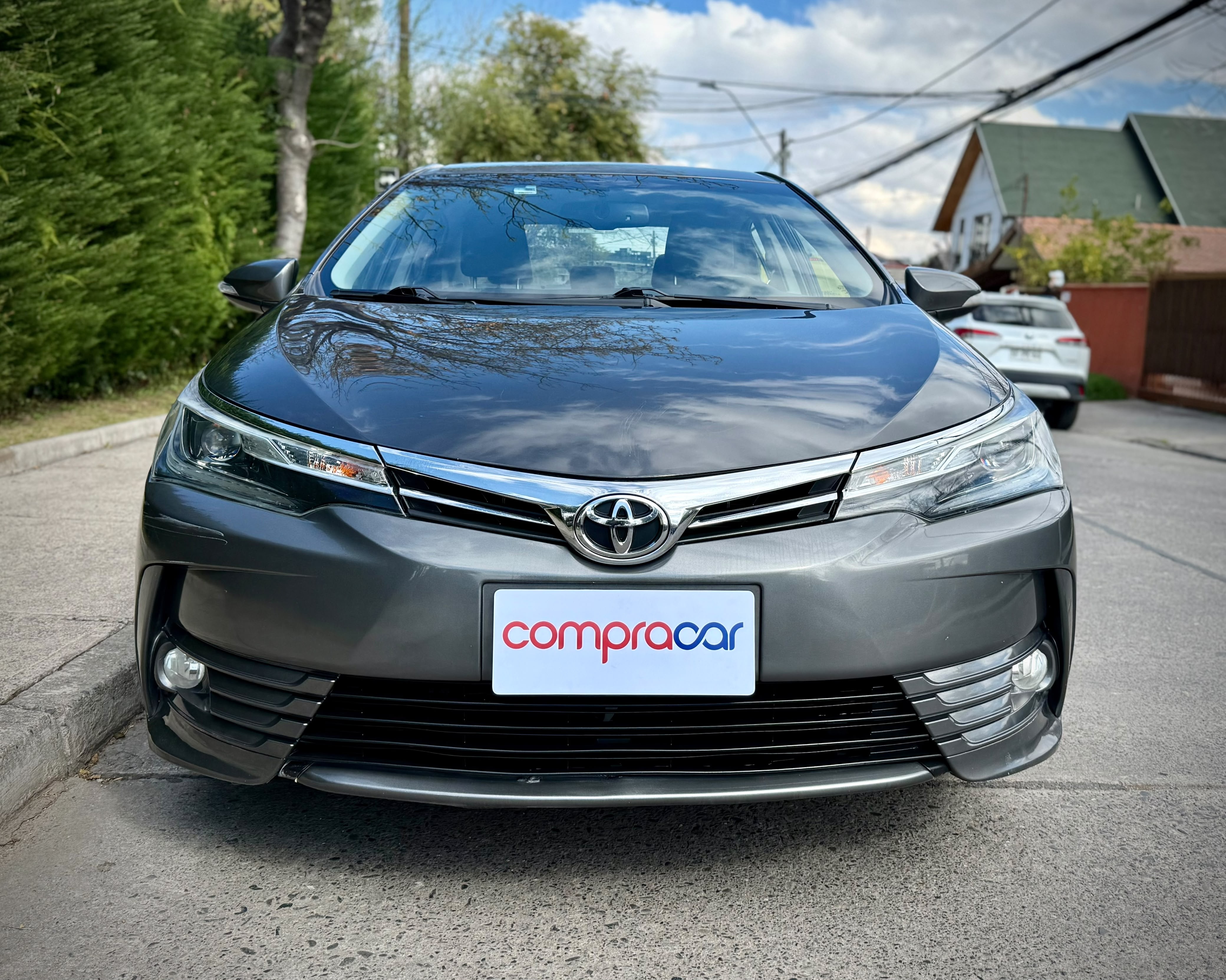 Toyota Corolla — foto 7 de 18
