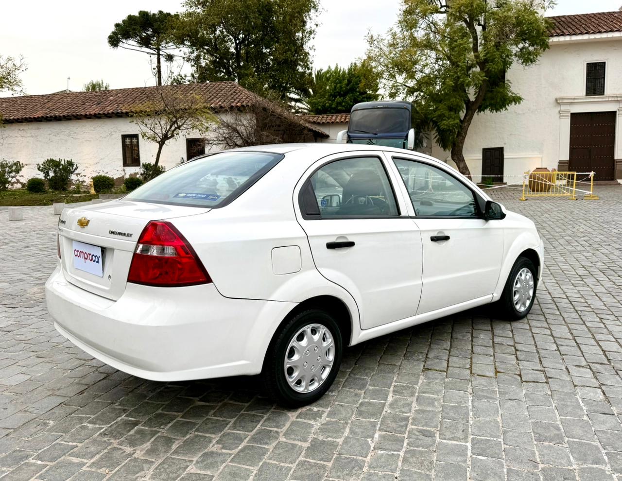 Chevrolet Aveo — foto 3 de 20